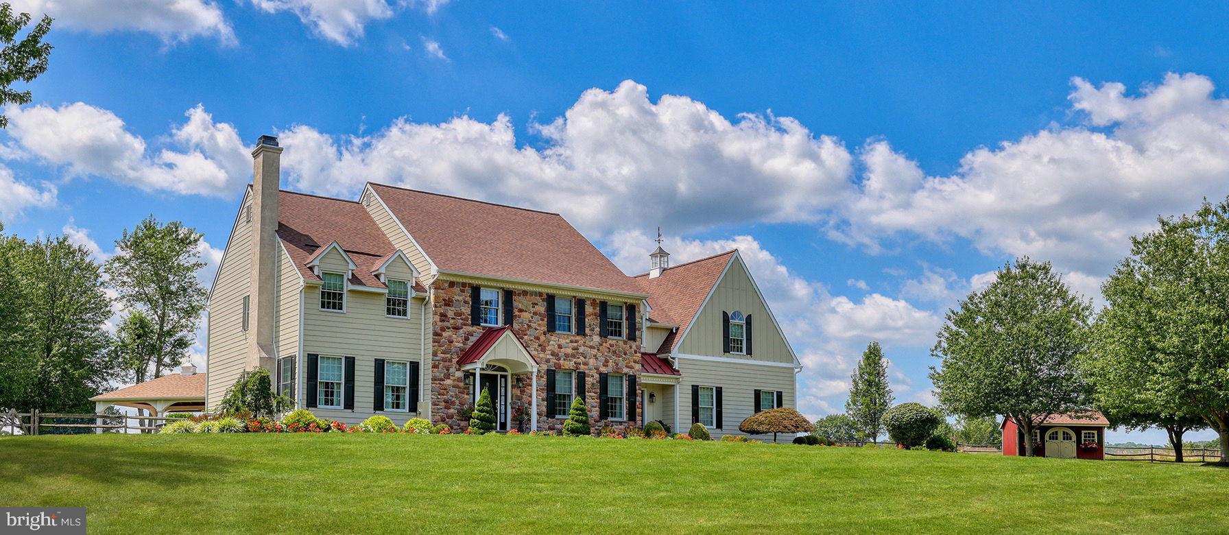 PINEVILLE - Residential
