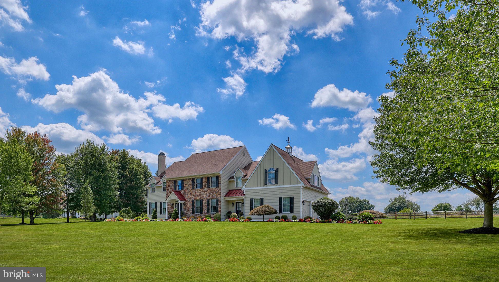 PINEVILLE - Residential