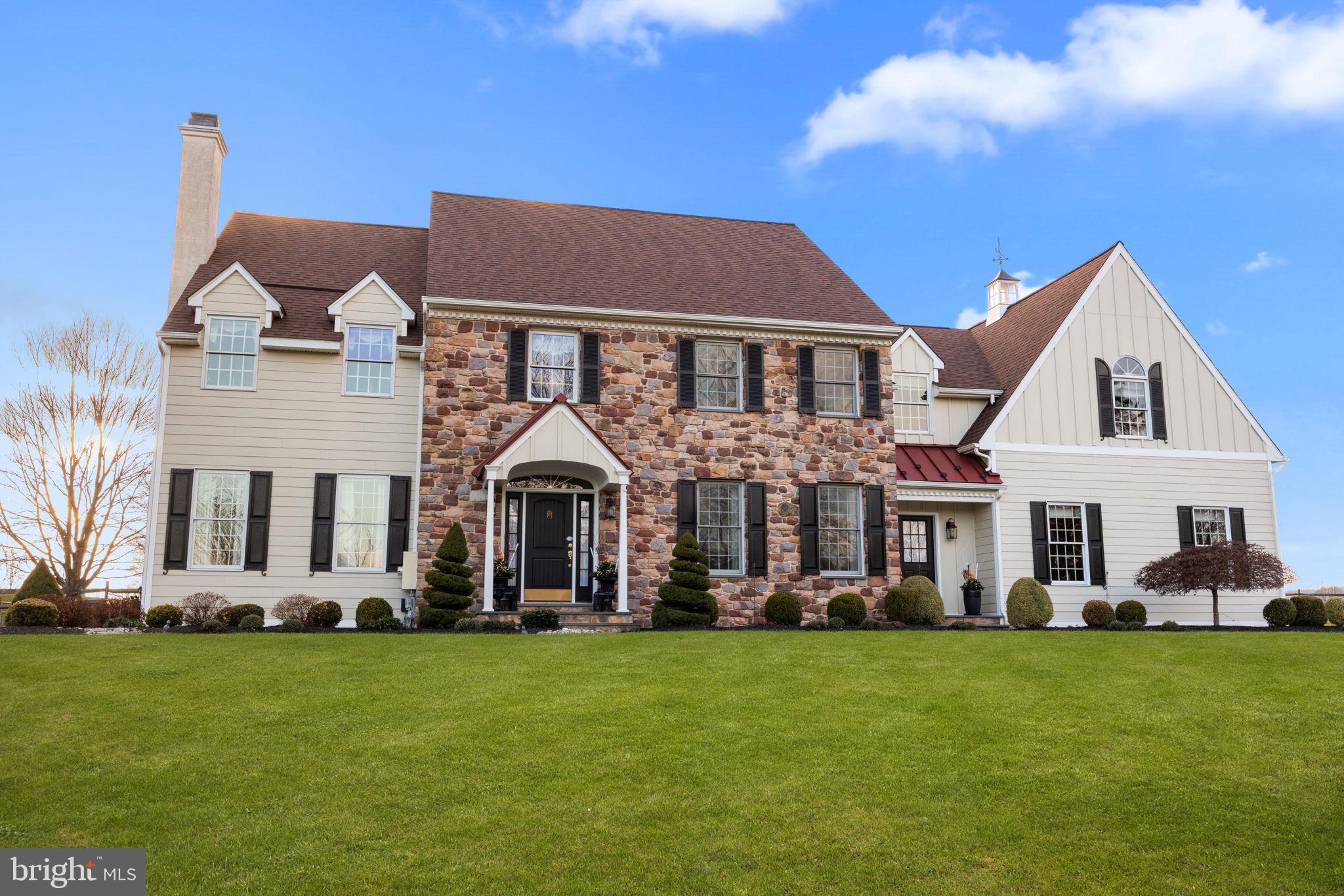 PINEVILLE - Residential