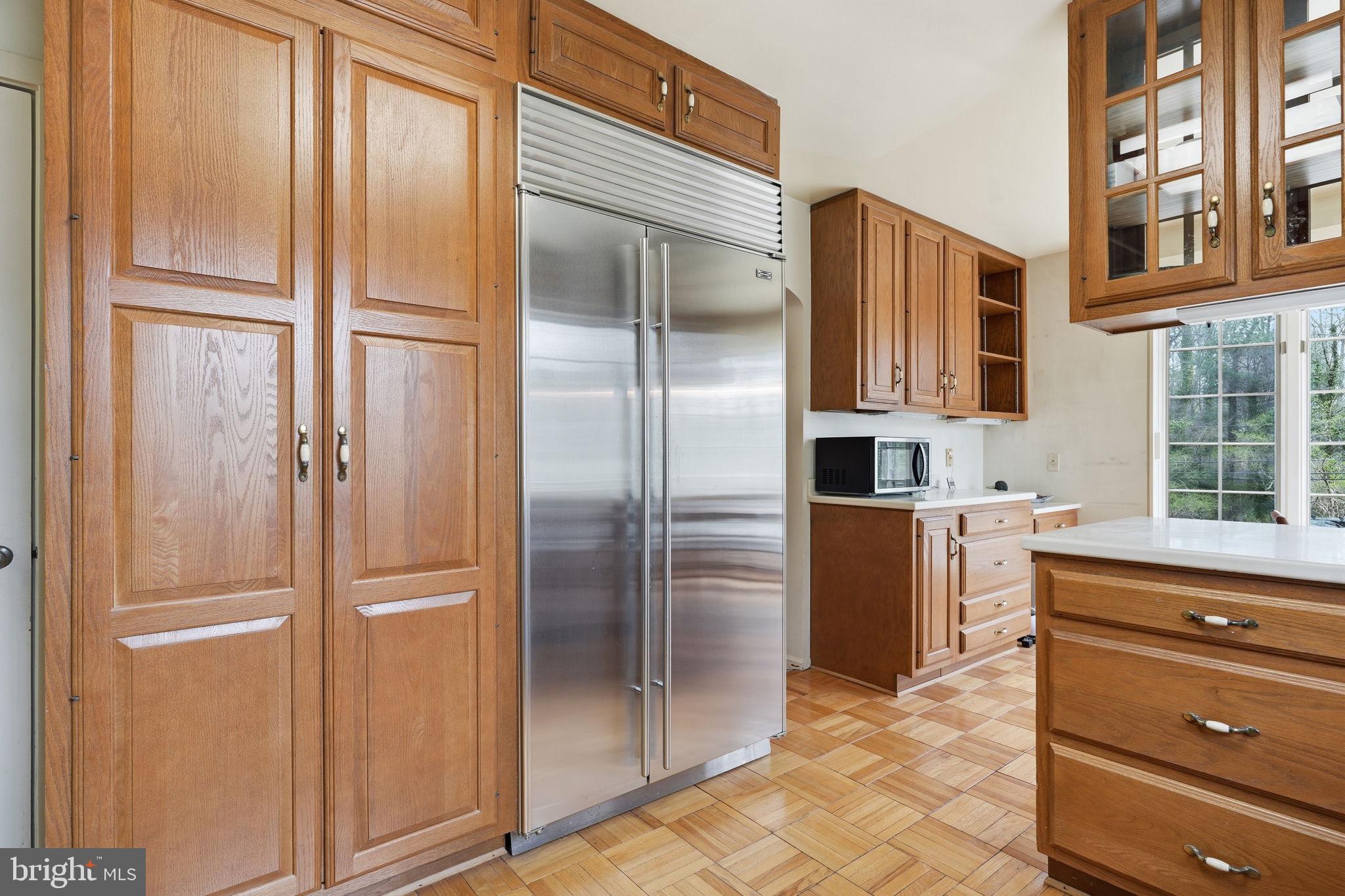 BRADLEY HILLS GROVE - Residential