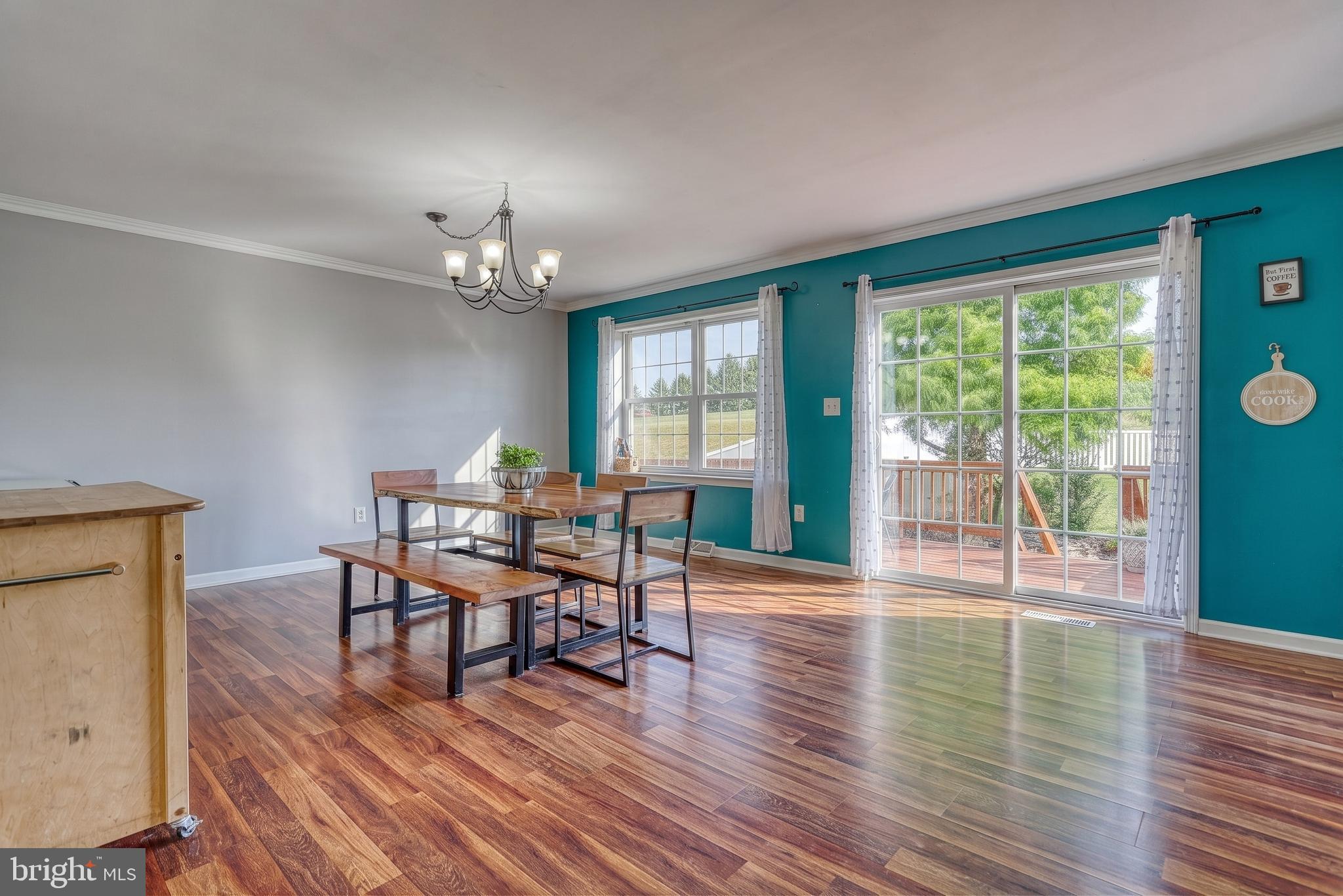 ASHCOMBE FARMS WEST - Residential
