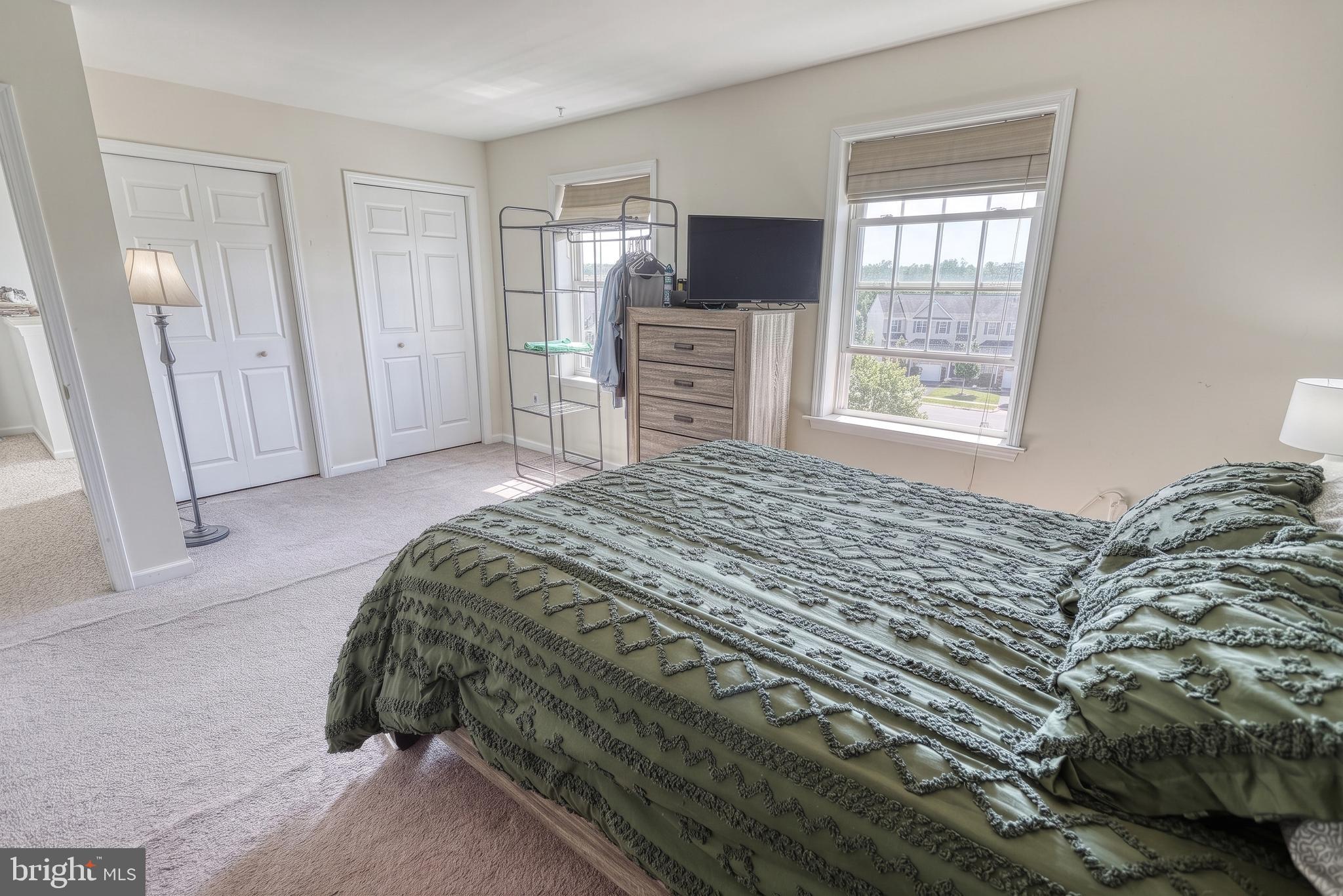 ASHCOMBE FARMS WEST - Residential