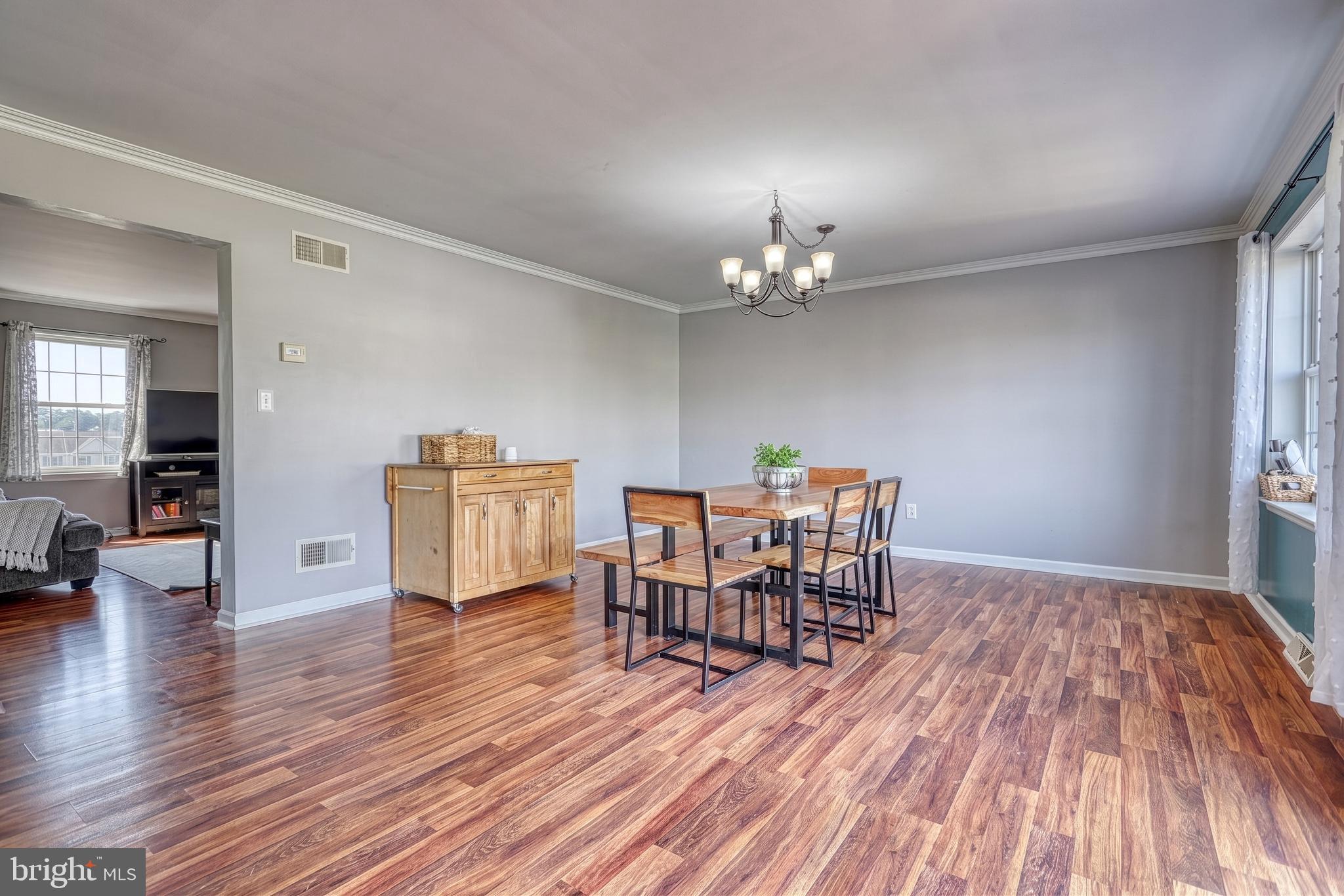 ASHCOMBE FARMS WEST - Residential