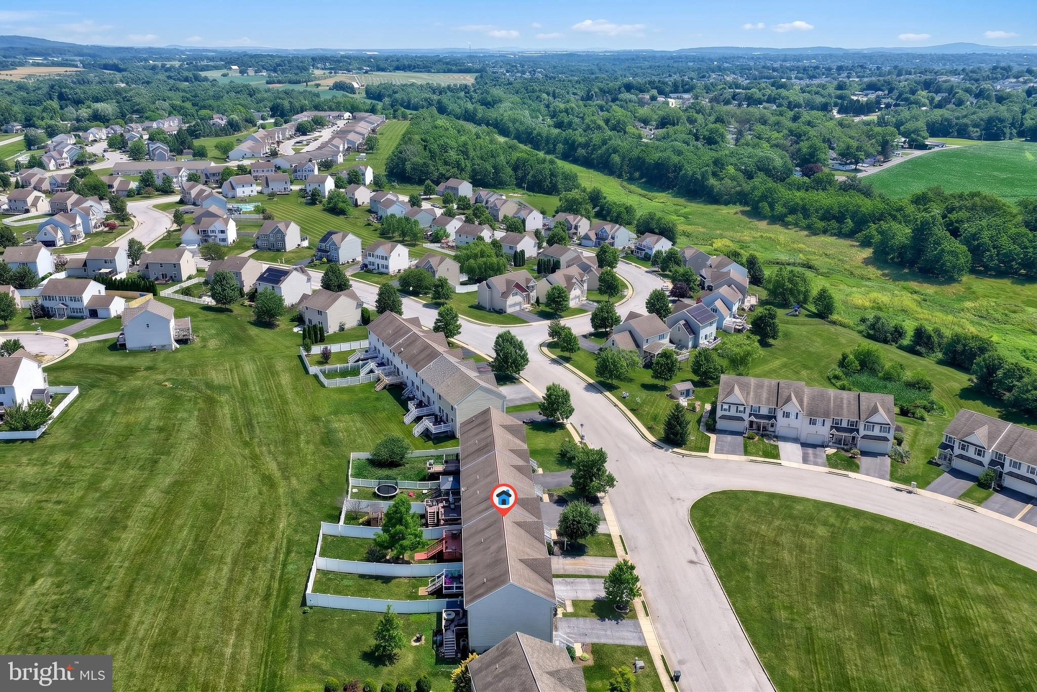 ASHCOMBE FARMS WEST - Residential