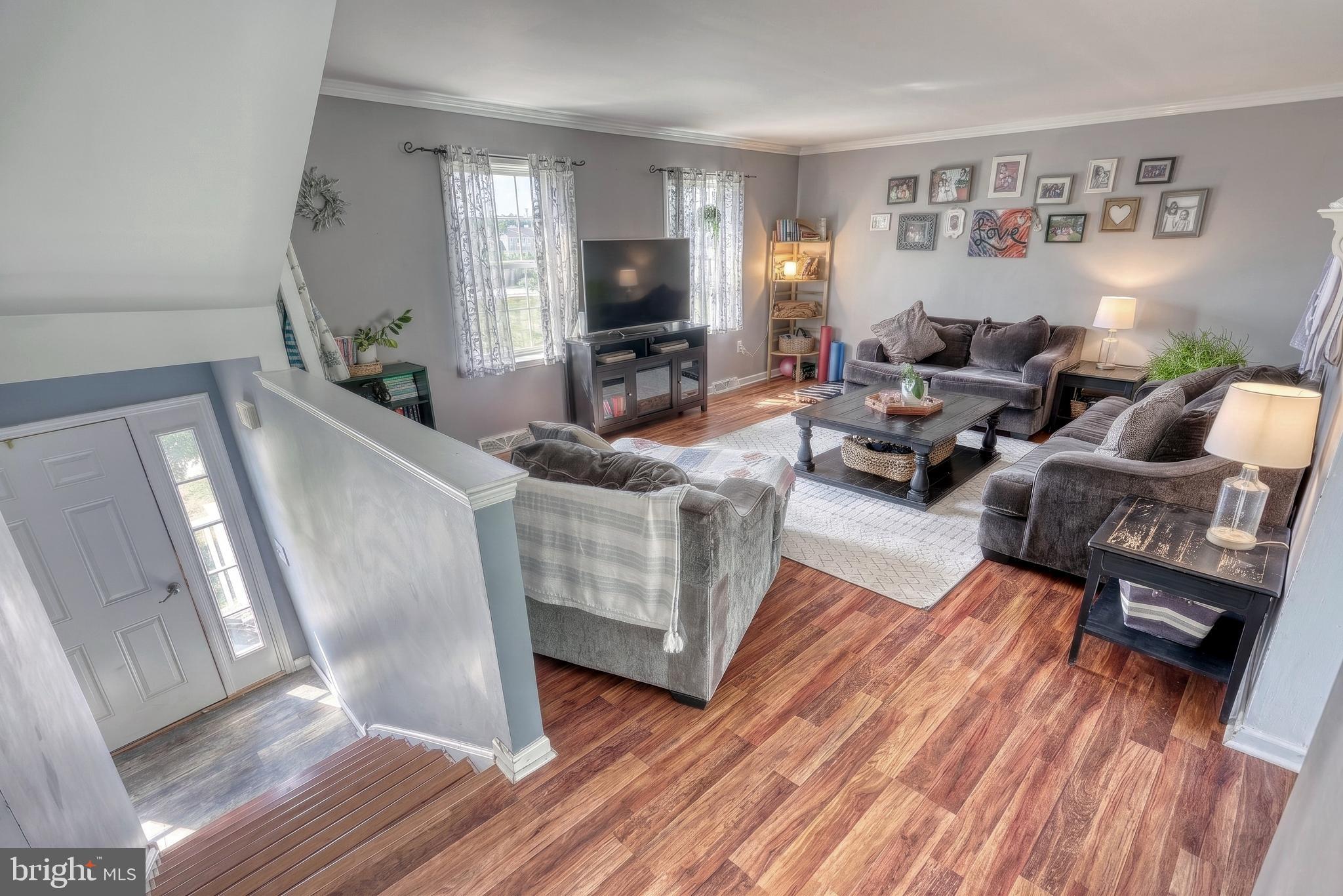 ASHCOMBE FARMS WEST - Residential