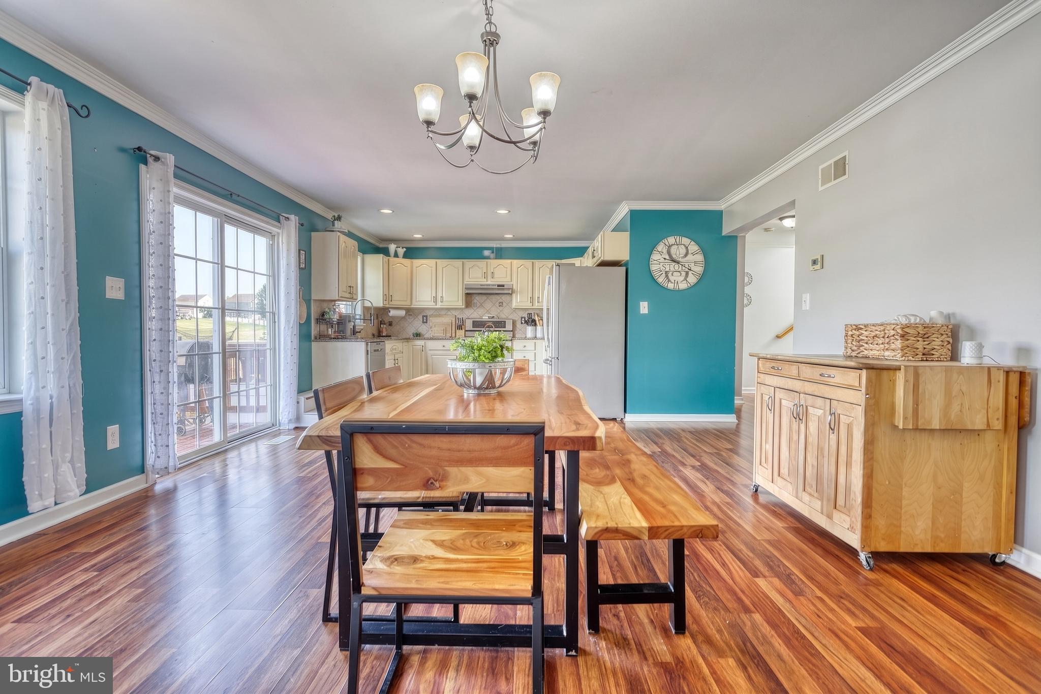 ASHCOMBE FARMS WEST - Residential