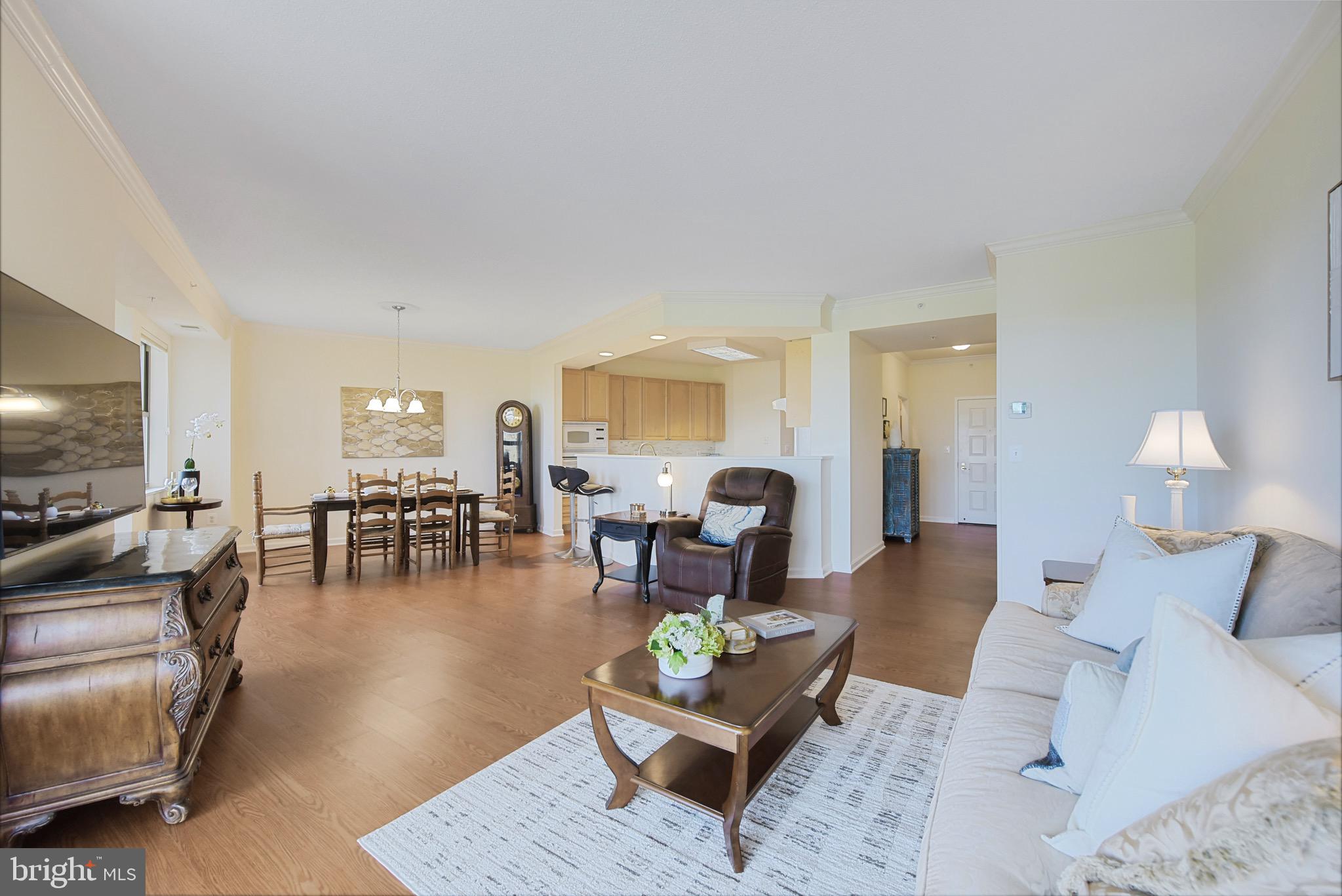 LANSDOWNE WOODS - Residential