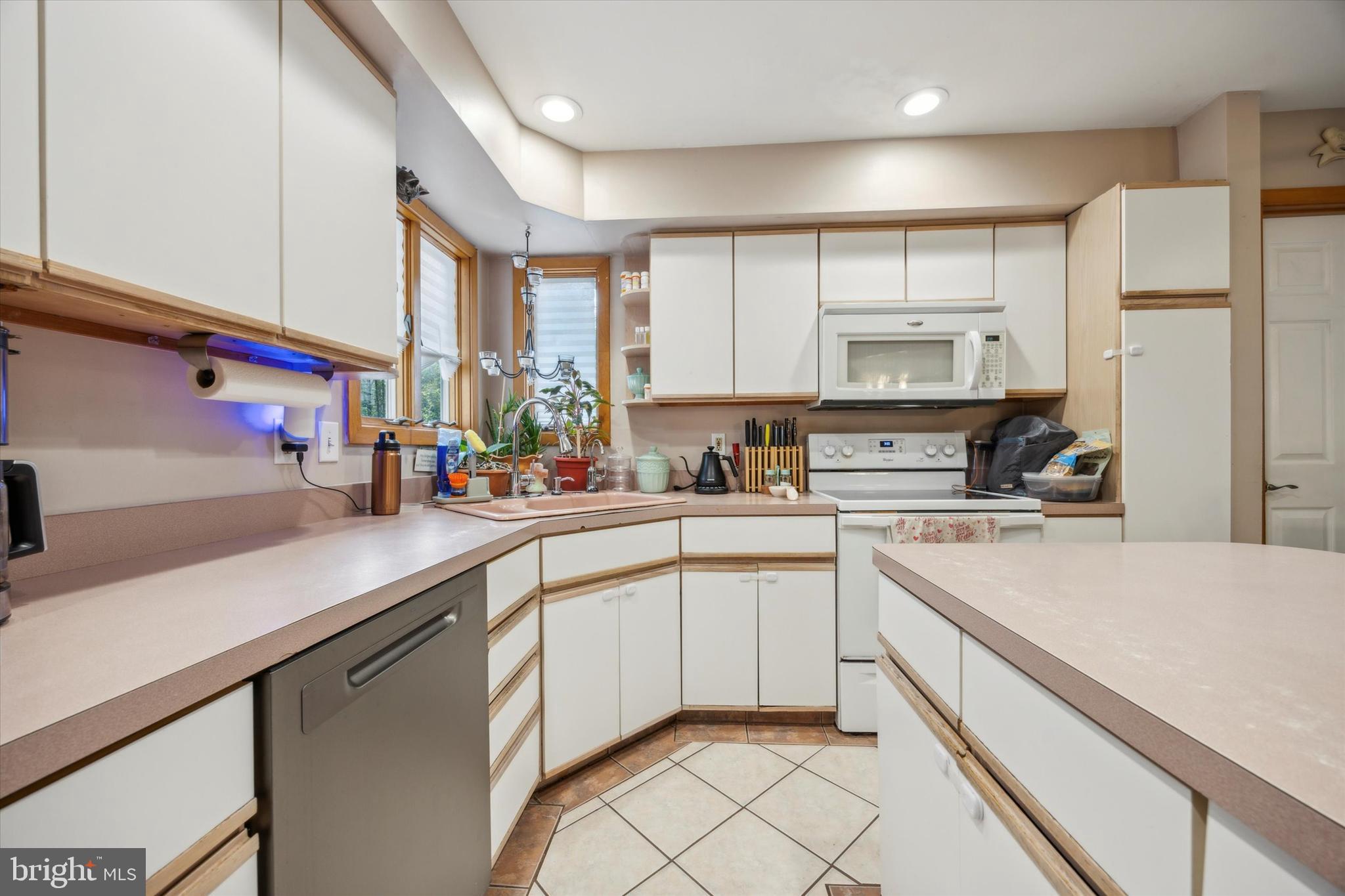 HAVERTOWN - Residential