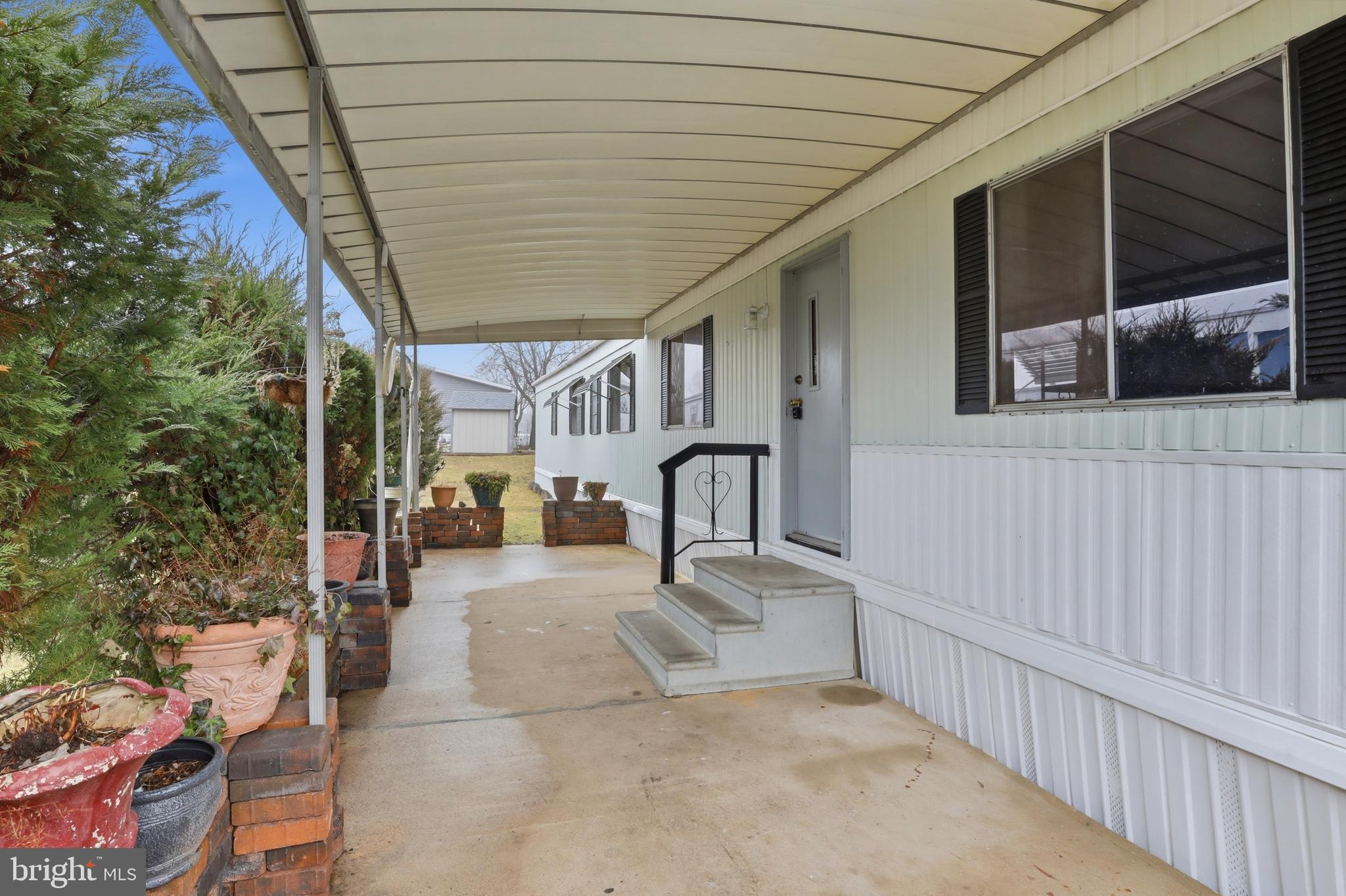 LINCOLN ESTATES - Residential