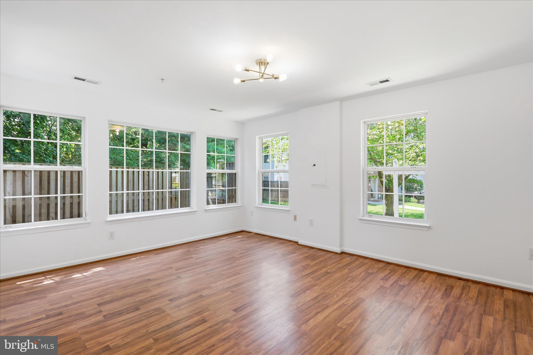 TASKERS CHANCE - Residential