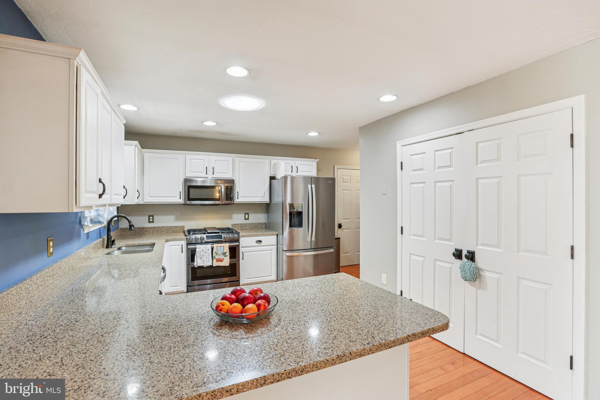 HICKORY RIDGE - Residential