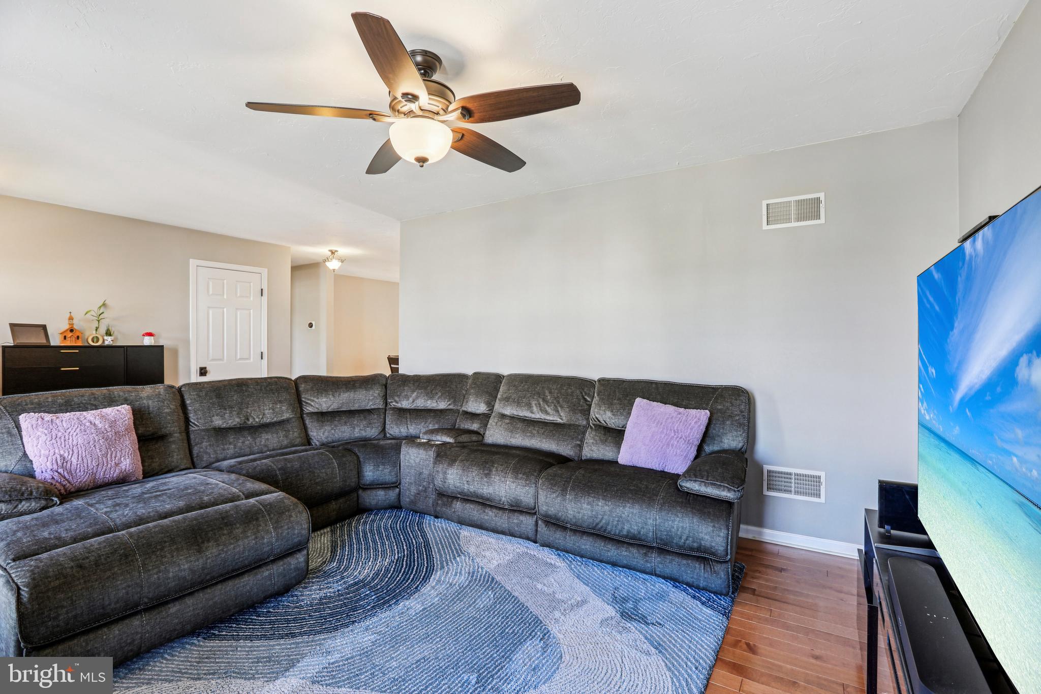HICKORY RIDGE - Residential