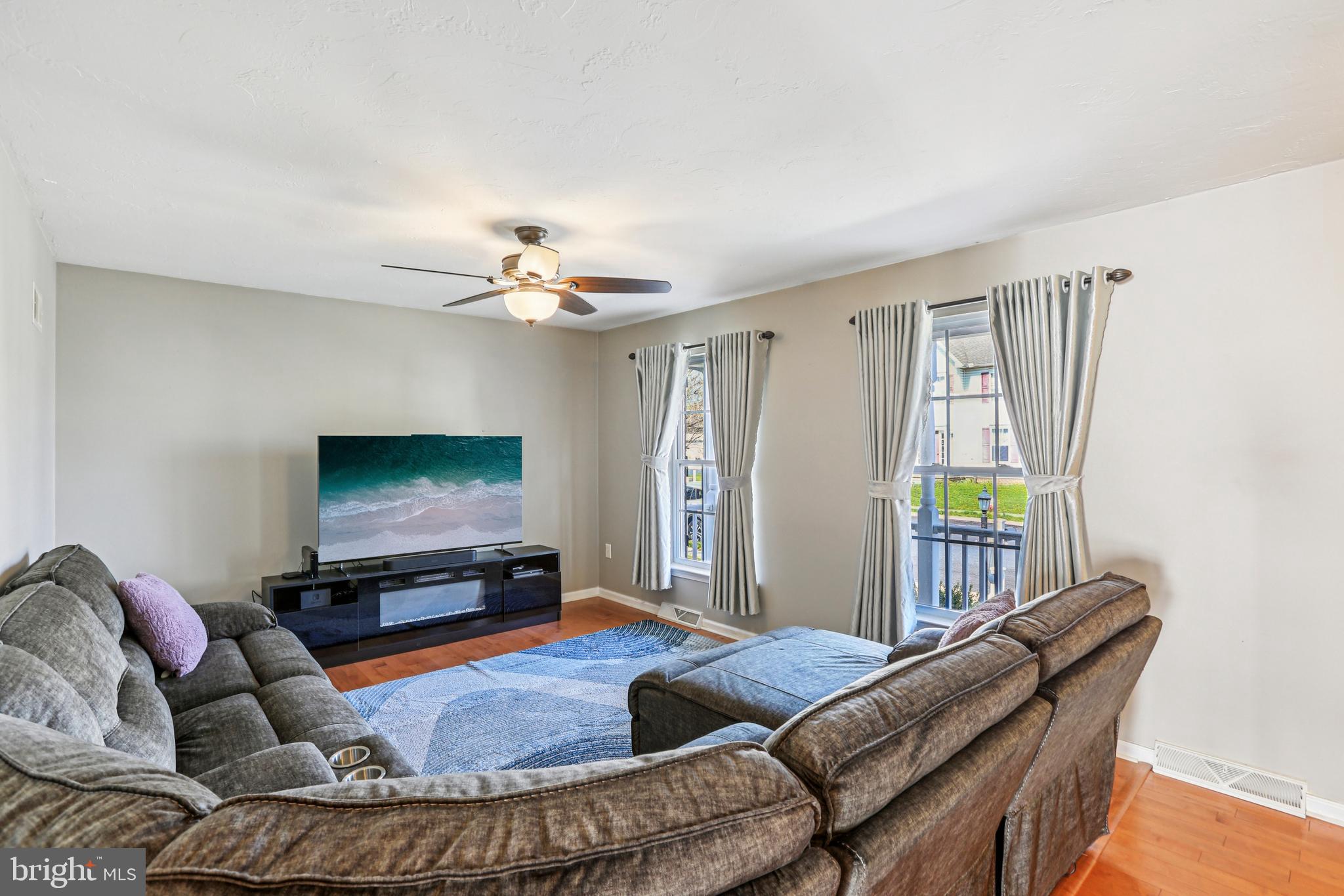 HICKORY RIDGE - Residential