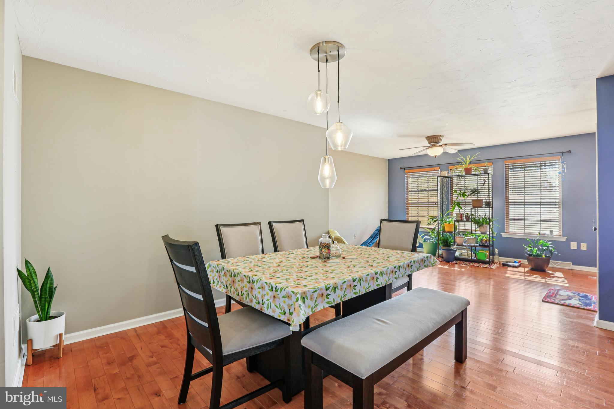 HICKORY RIDGE - Residential