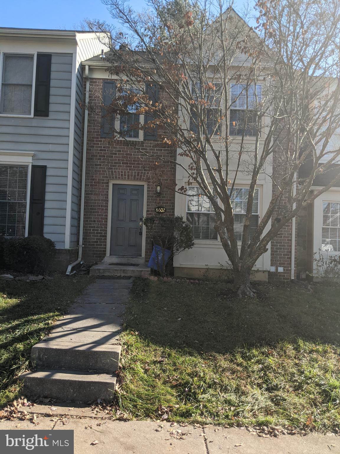 HOLLY POINTE - Residential Lease