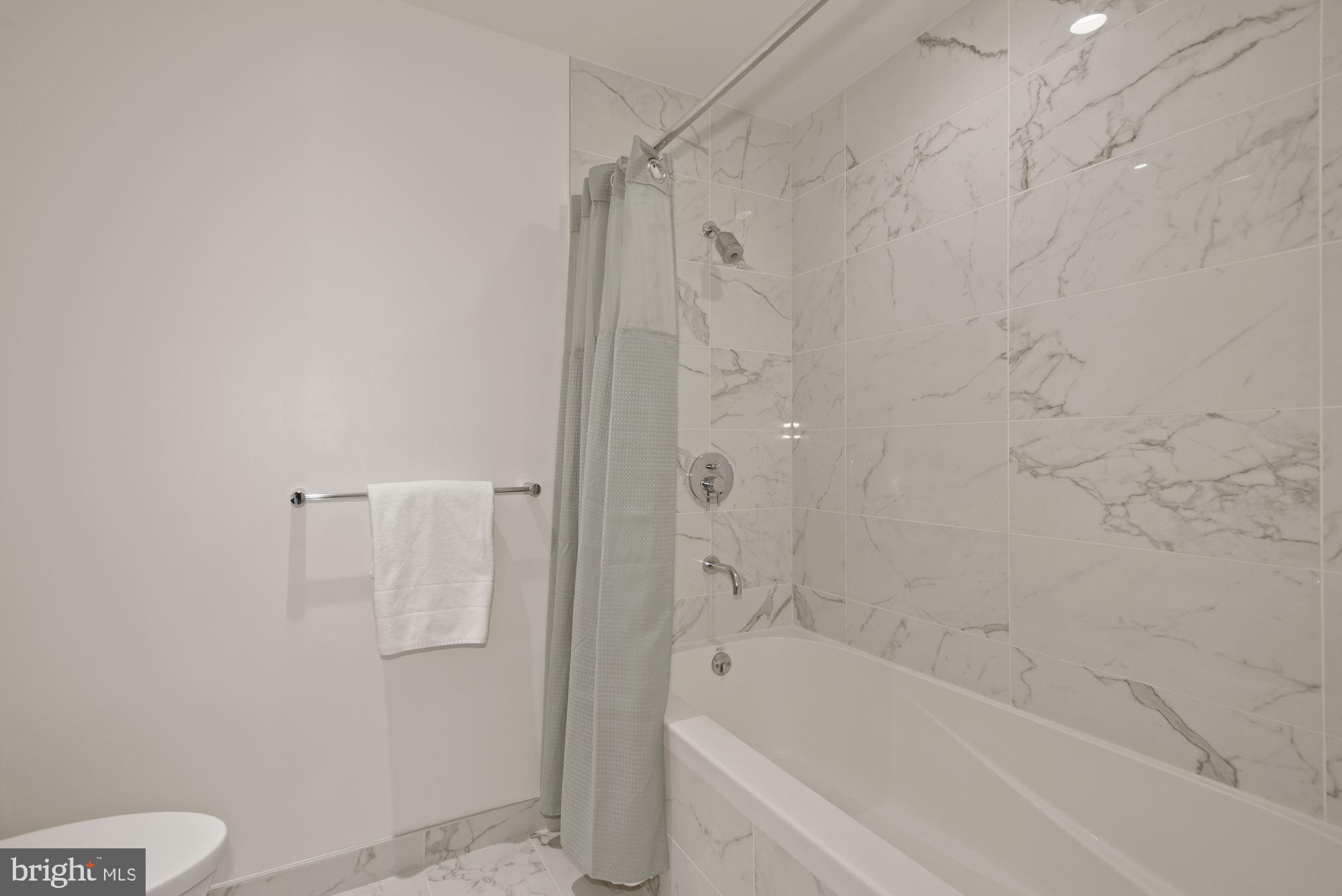 THE BORO TYSONS - Residential