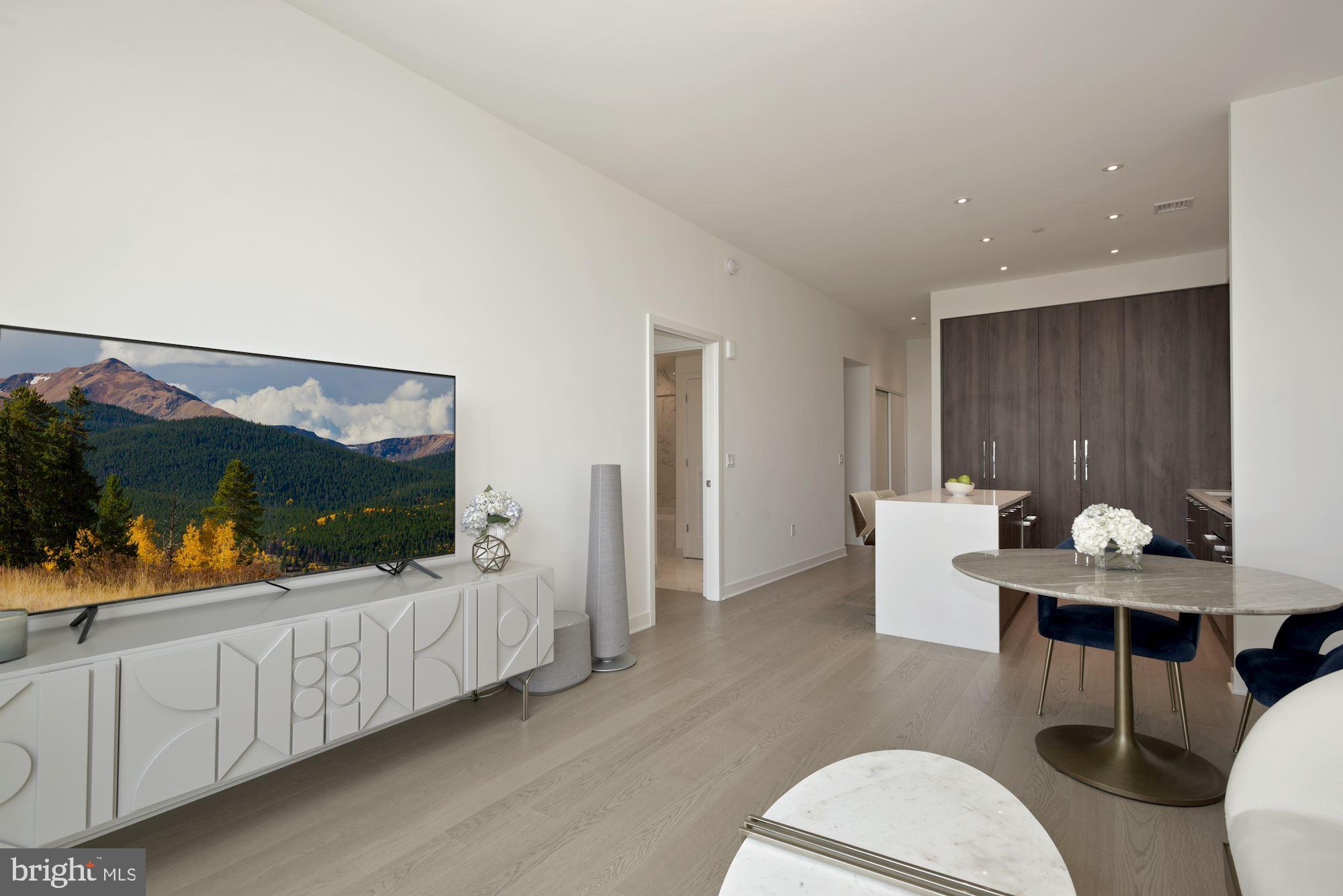 THE BORO TYSONS - Residential