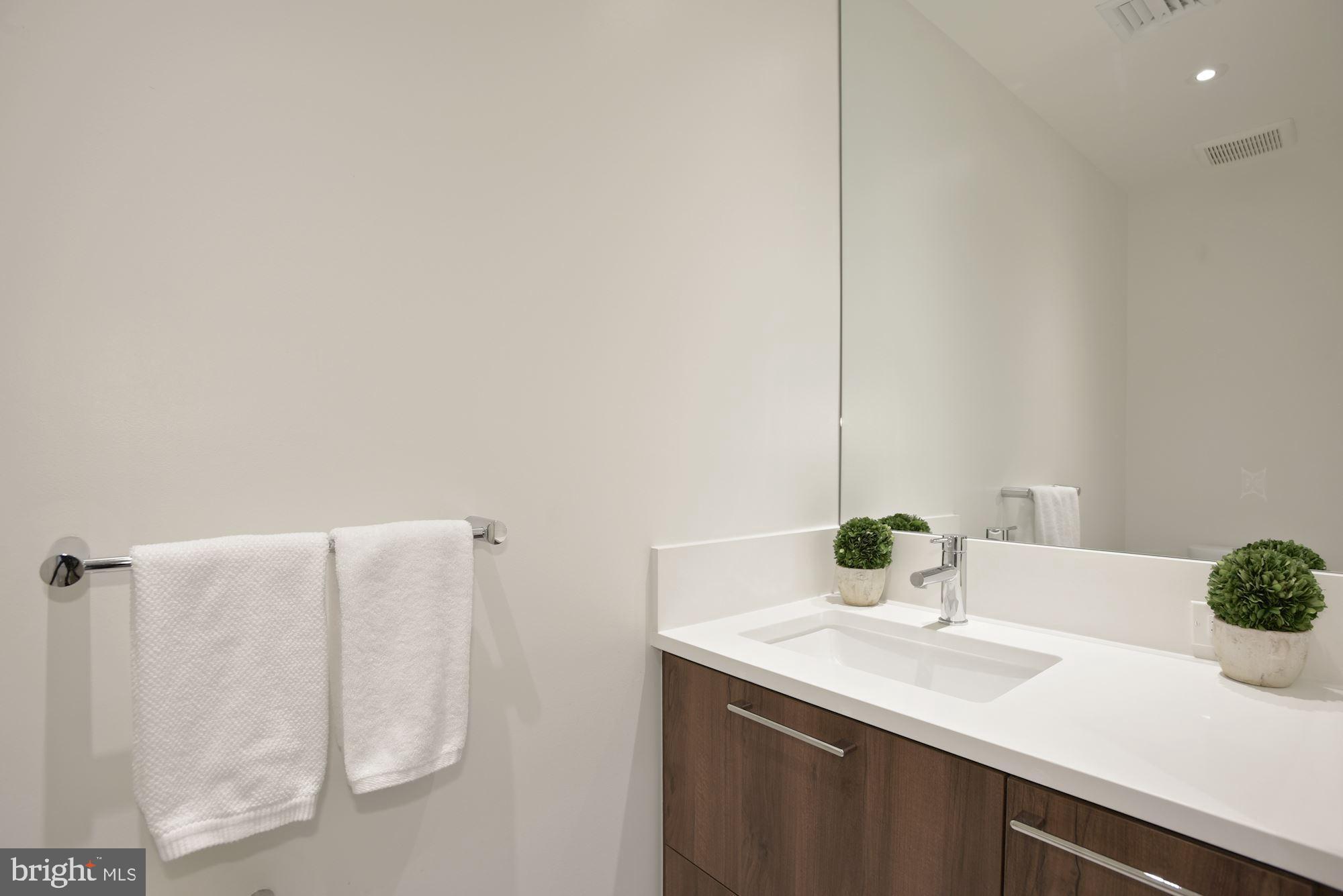 THE BORO TYSONS - Residential