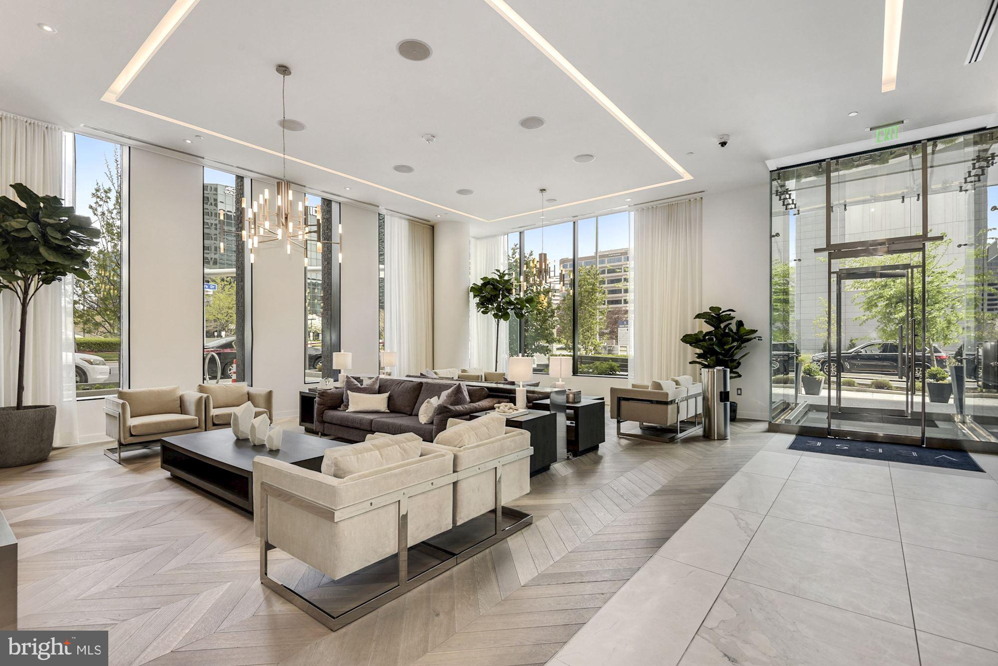 THE BORO TYSONS - Residential