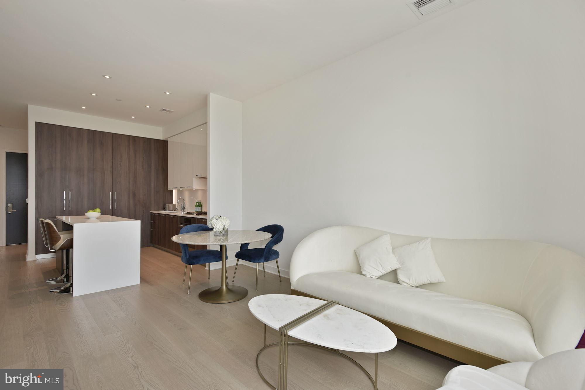 THE BORO TYSONS - Residential