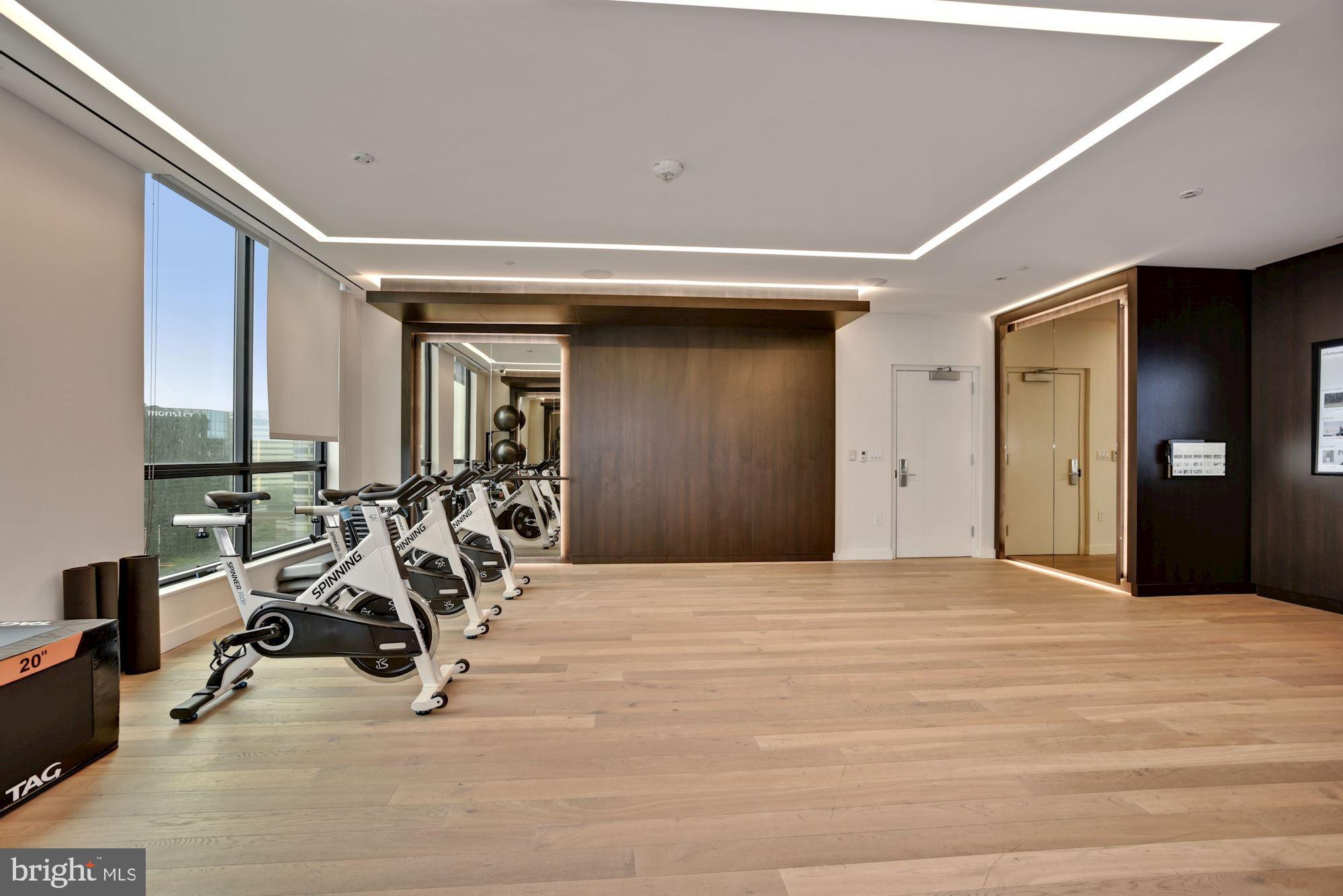 THE BORO TYSONS - Residential