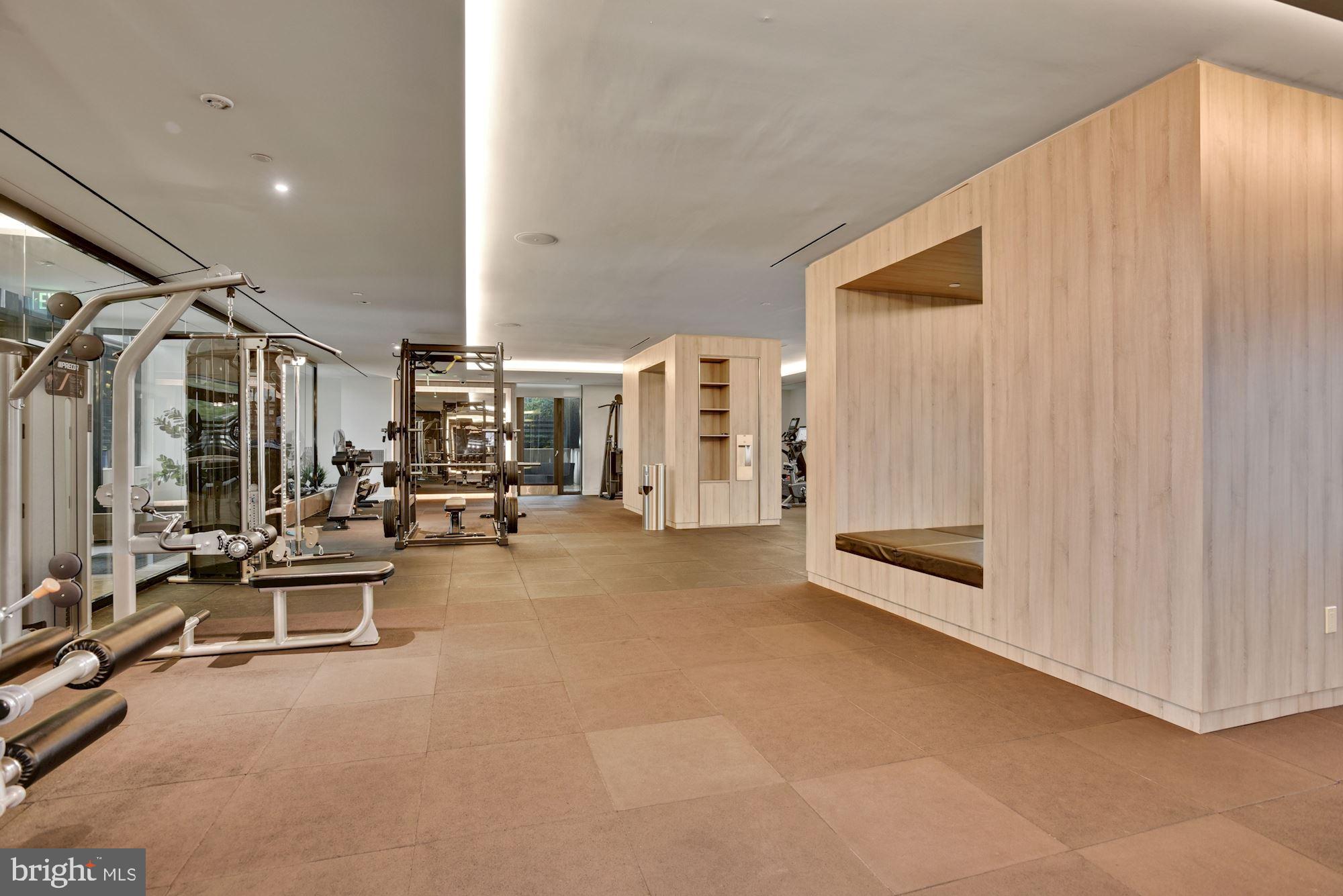 THE BORO TYSONS - Residential