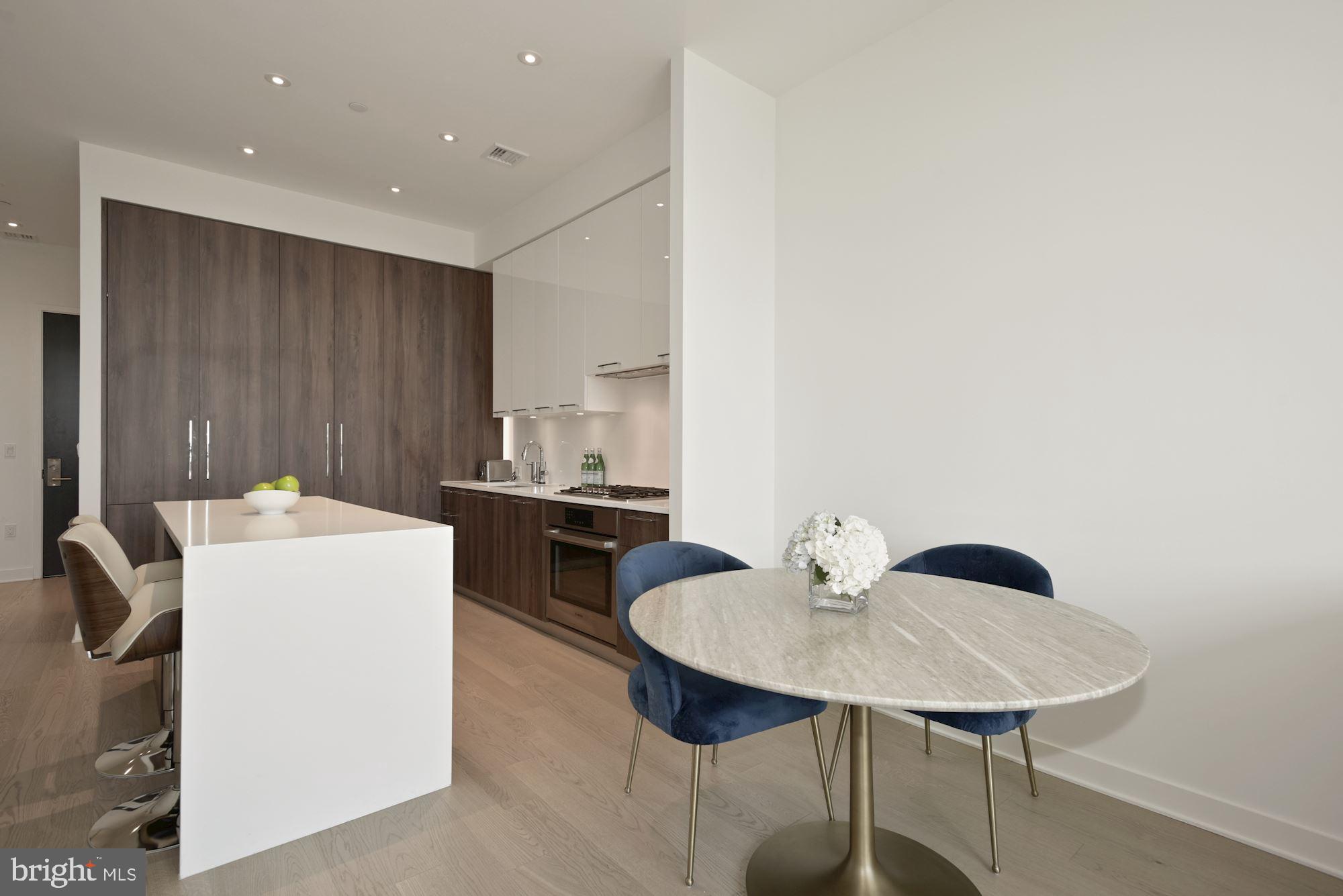 THE BORO TYSONS - Residential
