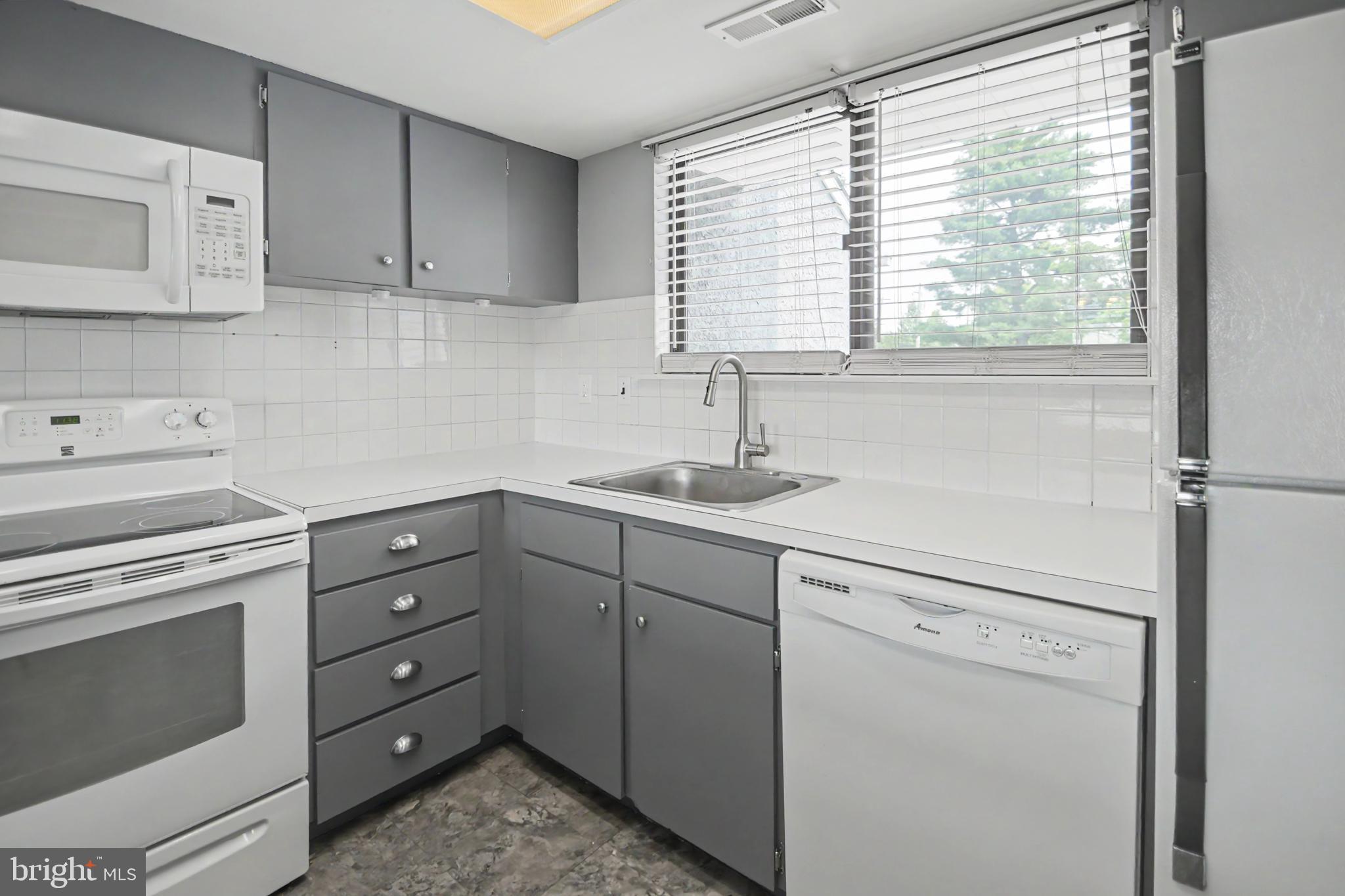 DUBLIN ACRES - Residential