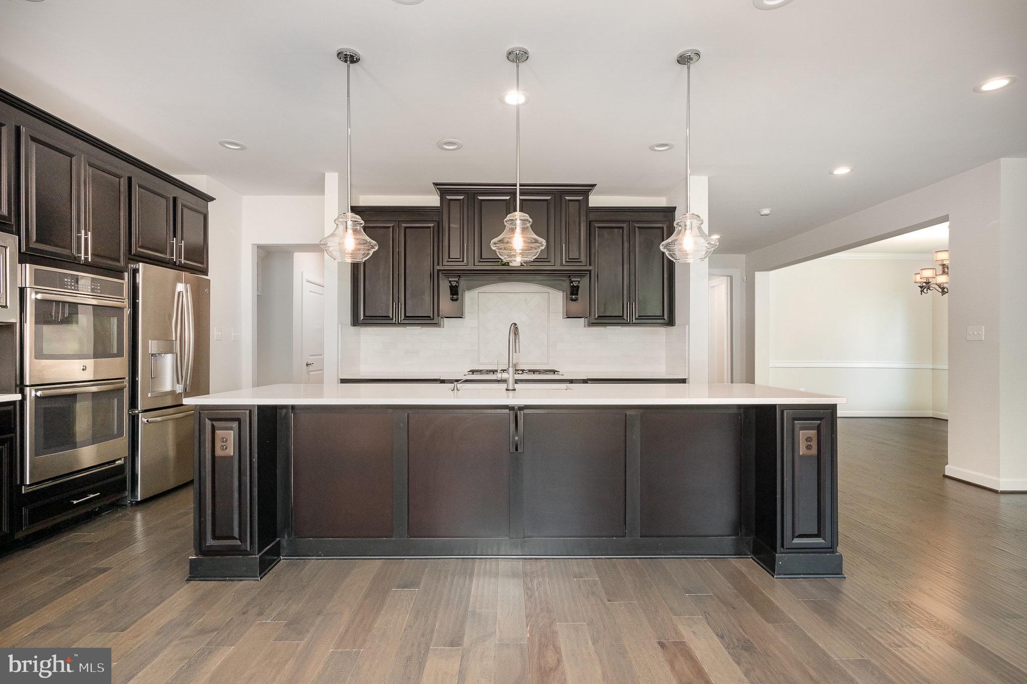WOODSON SQUARE - Residential