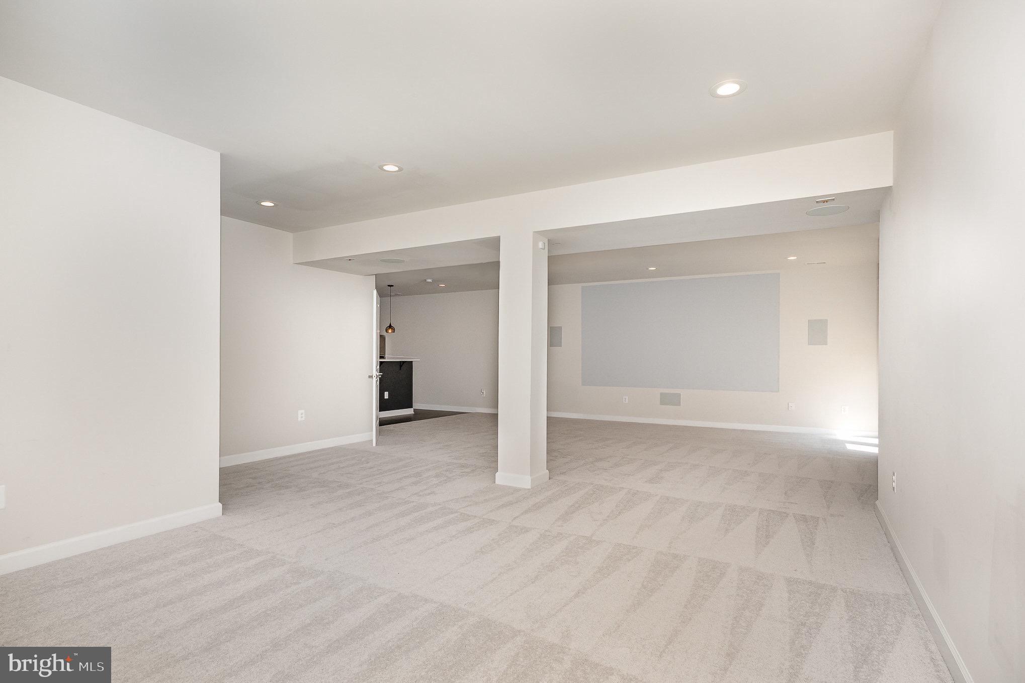 WOODSON SQUARE - Residential
