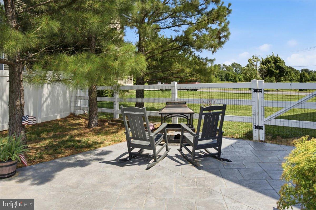 VILLAGE OF BAYBERRY - Residential