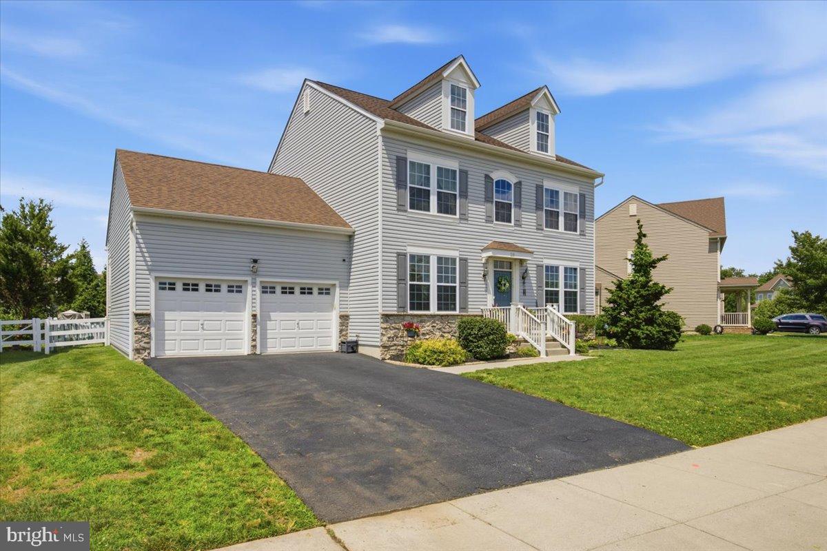 VILLAGE OF BAYBERRY - Residential