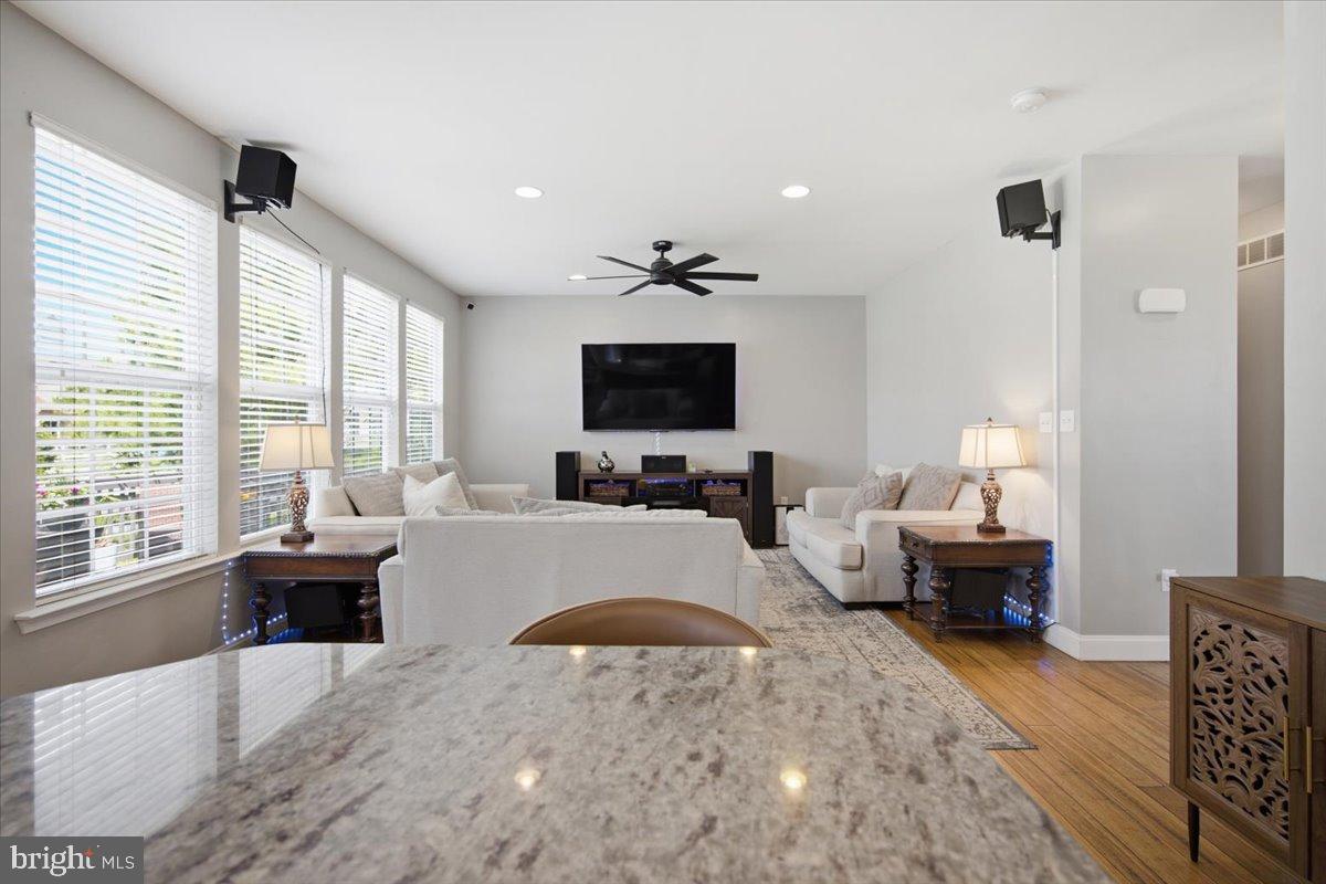 VILLAGE OF BAYBERRY - Residential