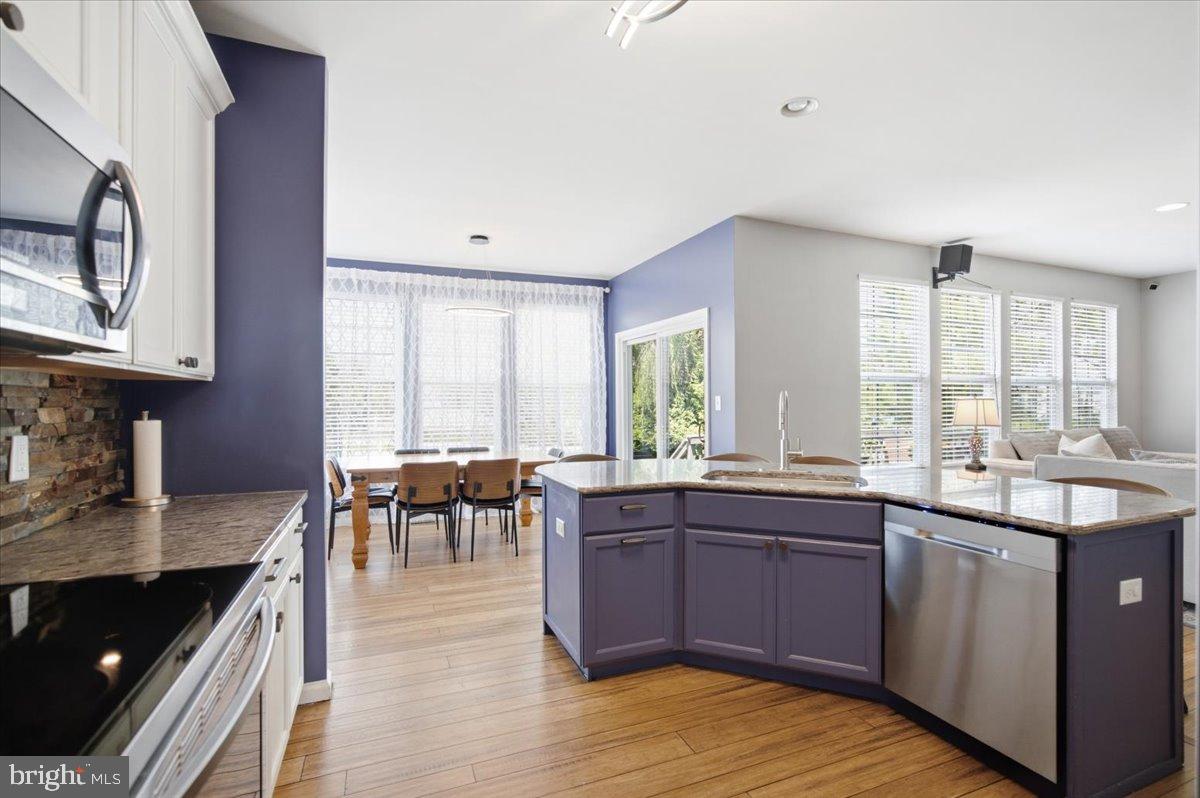 VILLAGE OF BAYBERRY - Residential