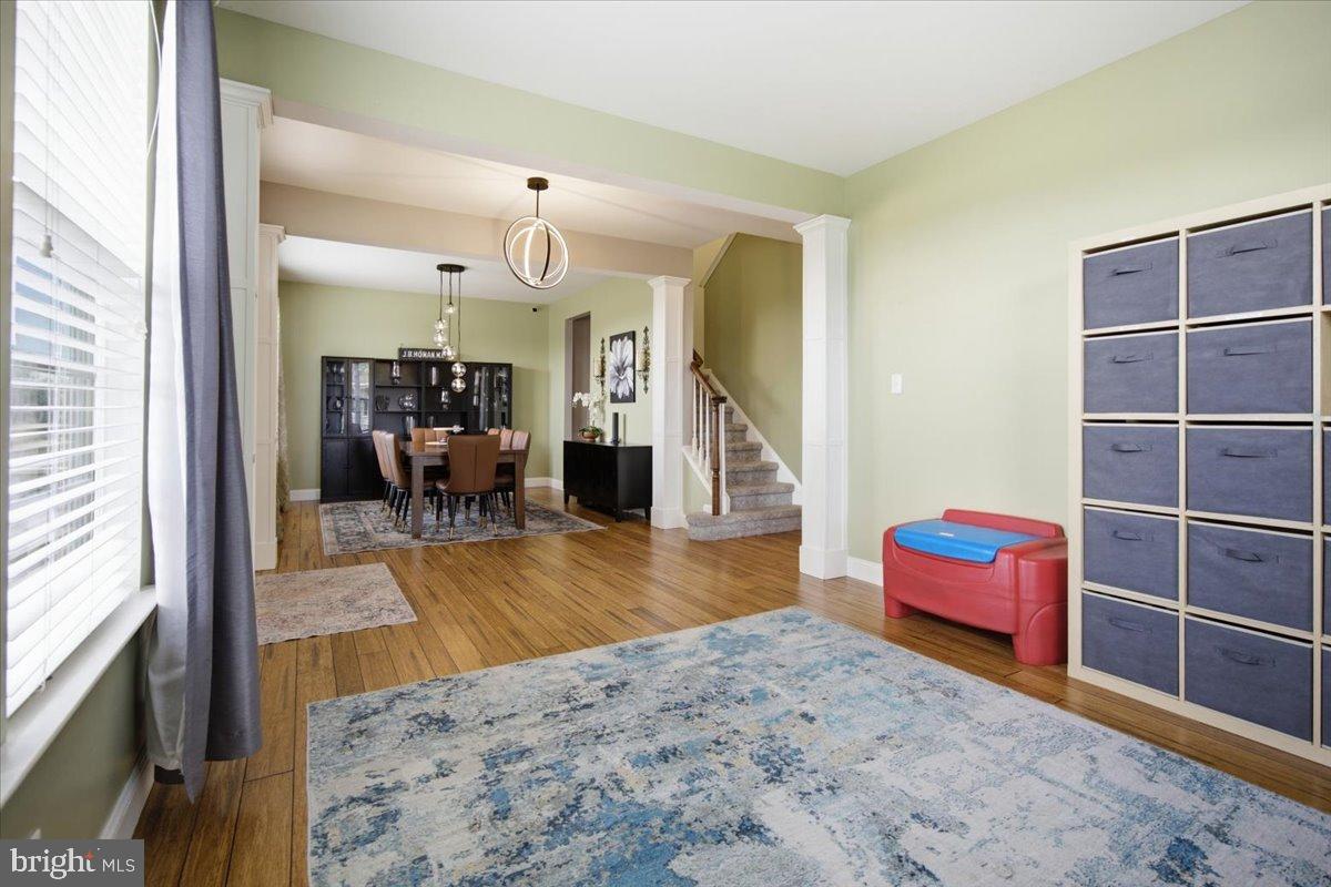 VILLAGE OF BAYBERRY - Residential