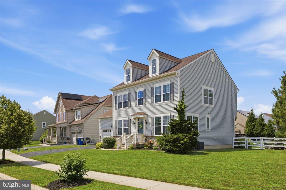 VILLAGE OF BAYBERRY - Residential