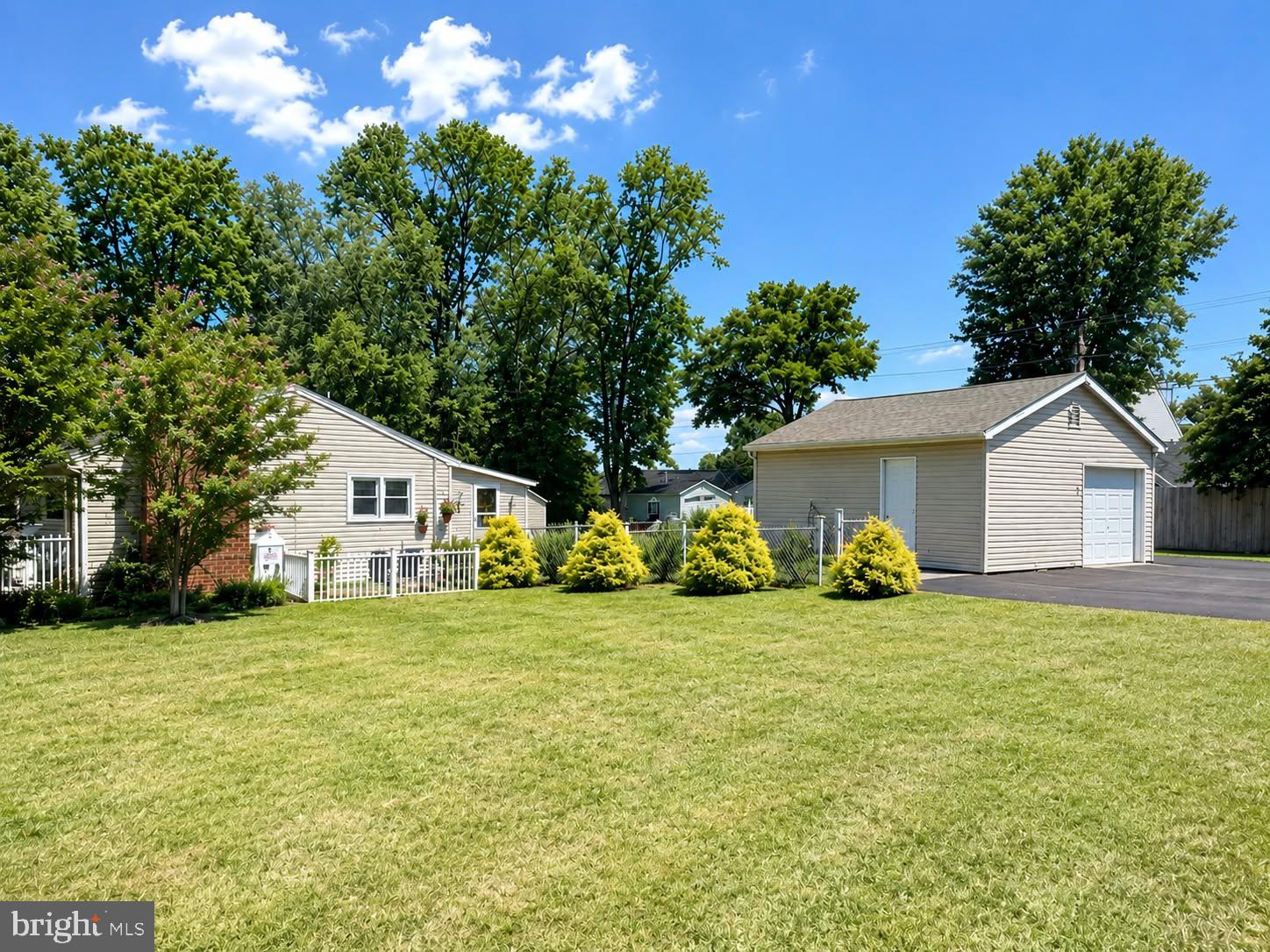 CARPENTERS POINT - Residential