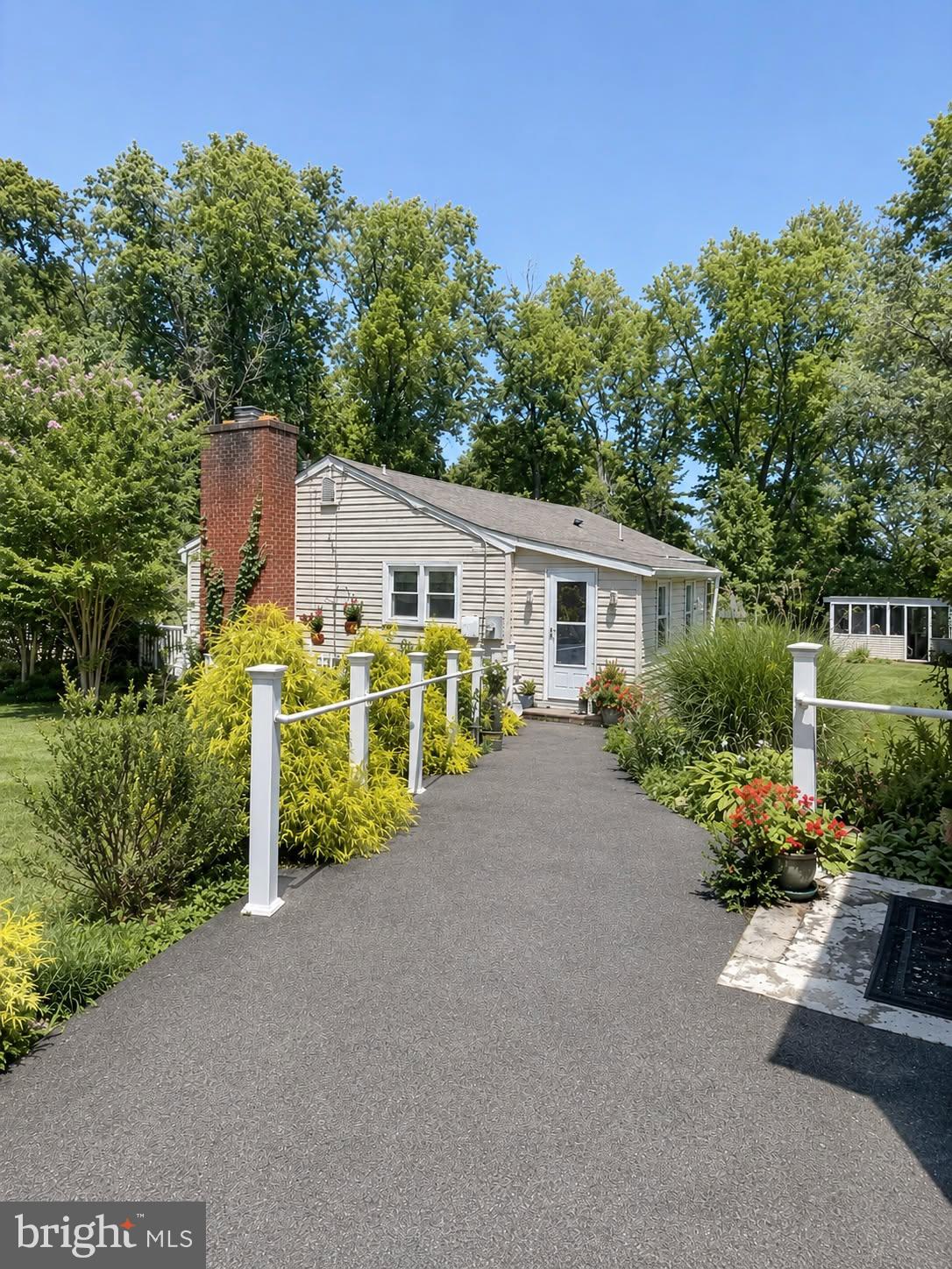 CARPENTERS POINT - Residential