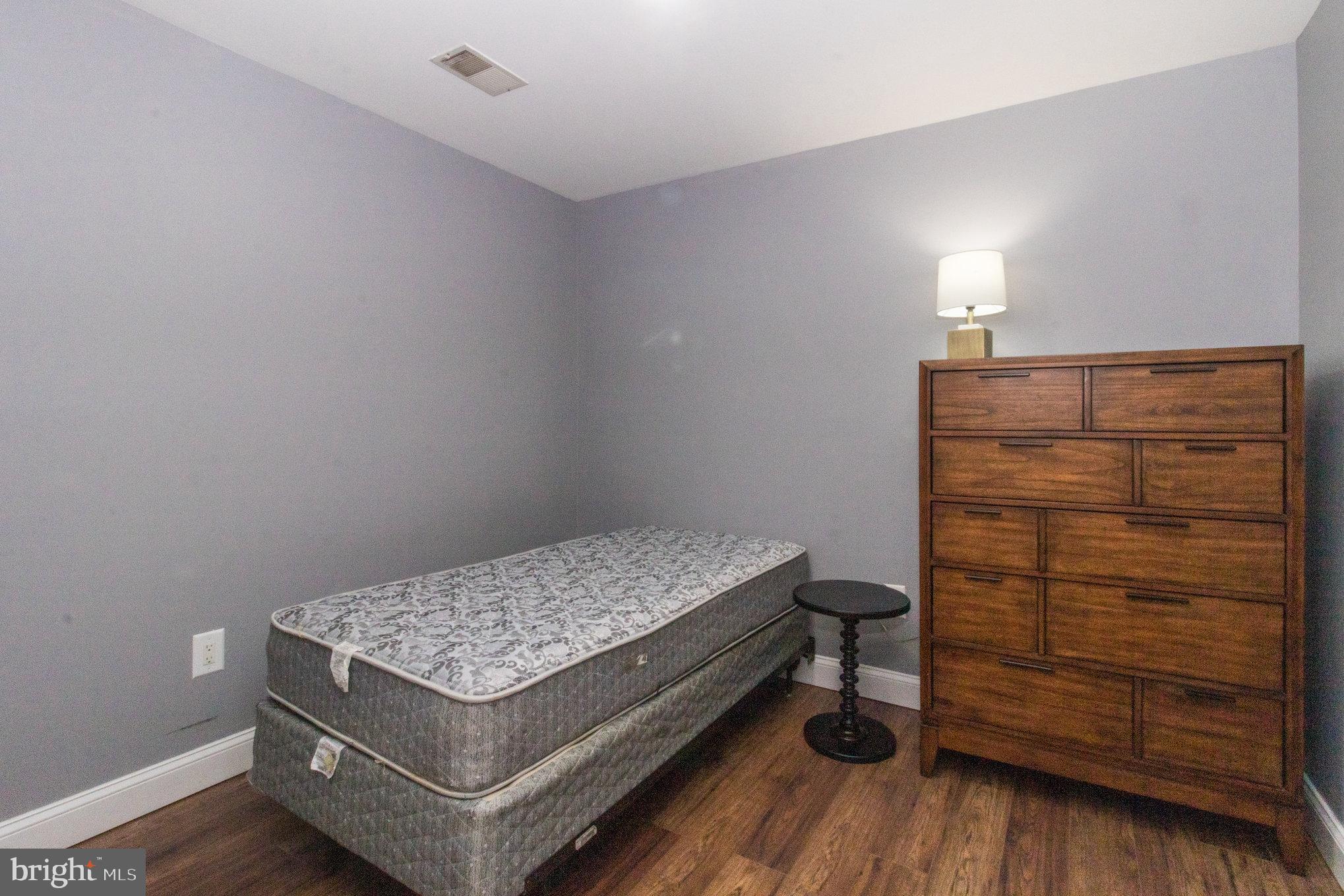 WAYSIDE VILLAGE - Residential