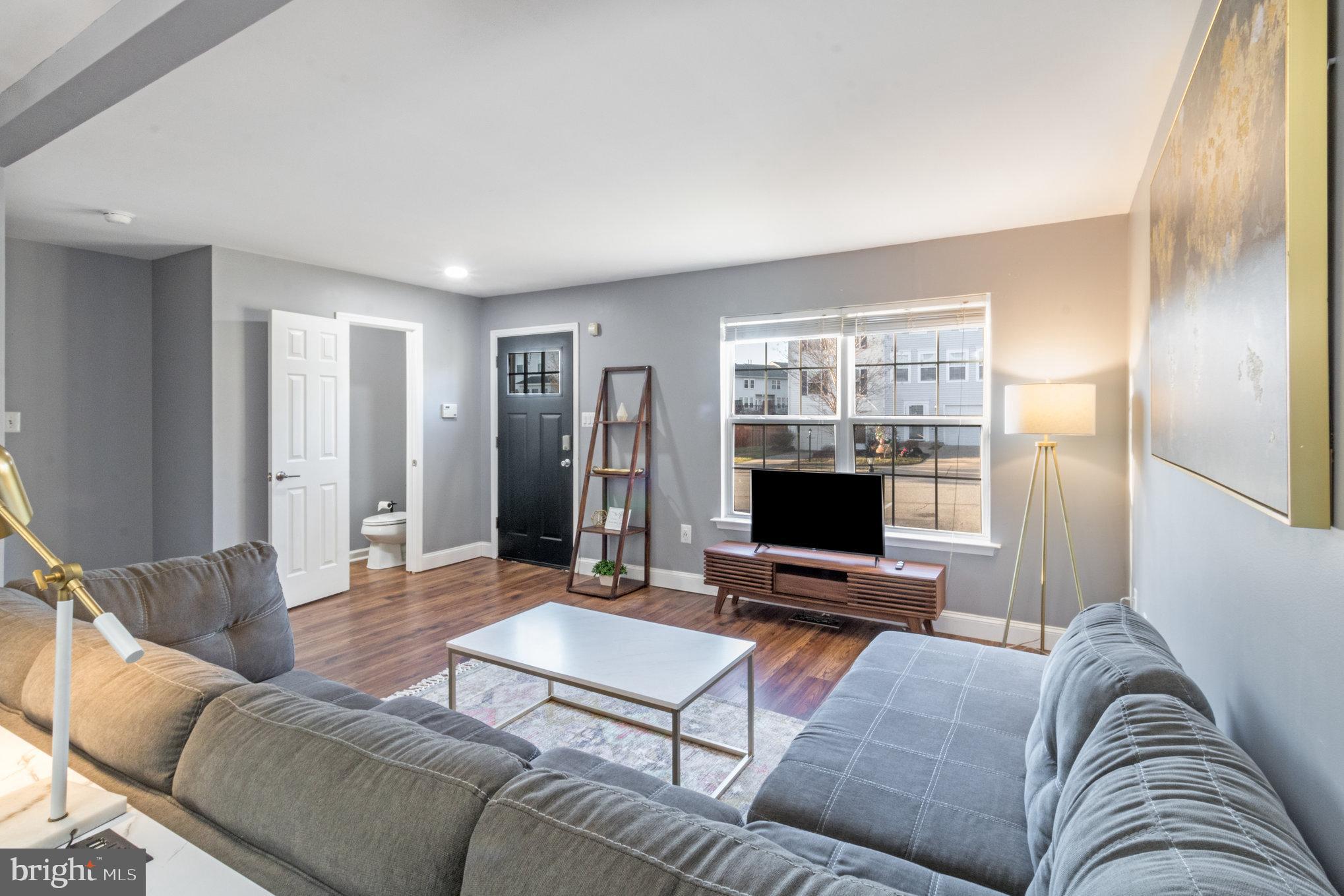 WAYSIDE VILLAGE - Residential