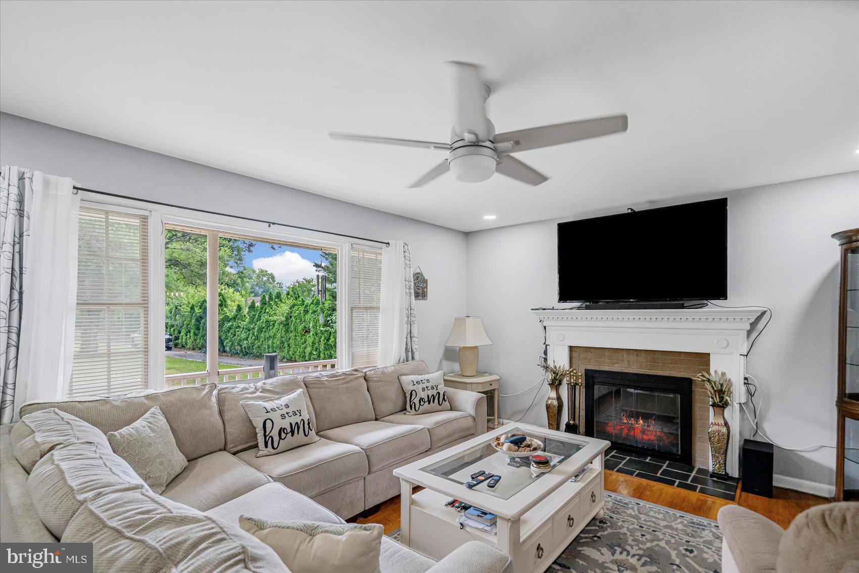 HARFORD HILLS - Residential