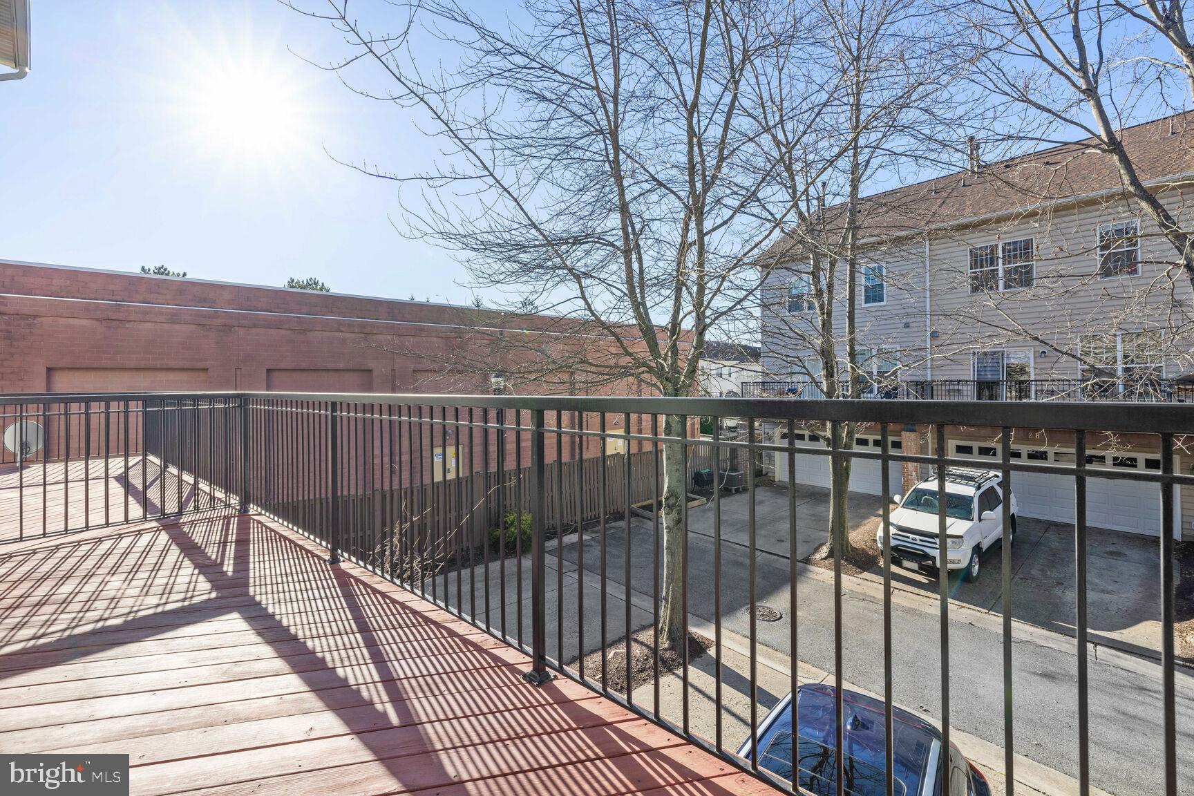 WASHINGTONIAN CENTER - Residential Lease