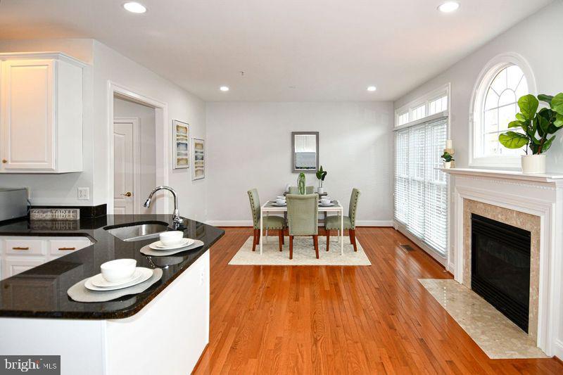 COUNTRY CREEK - Residential
