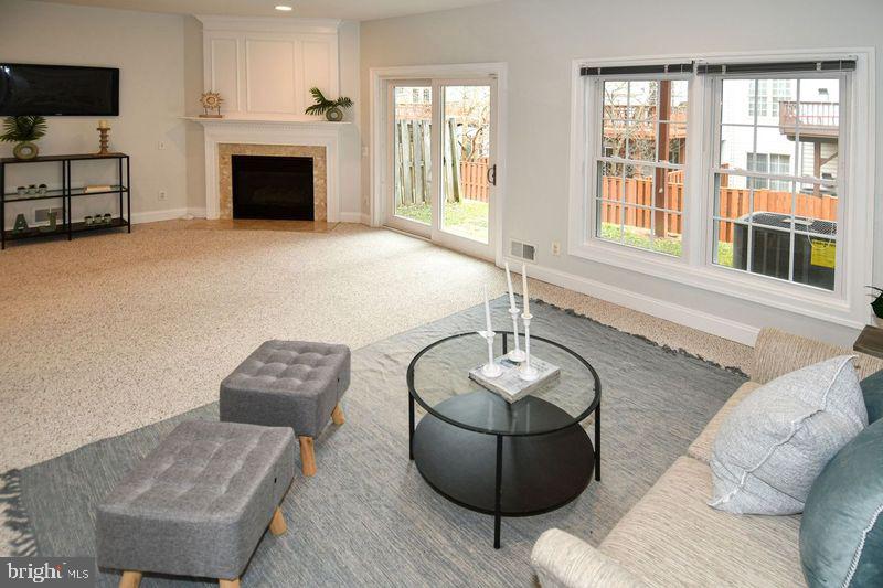 COUNTRY CREEK - Residential