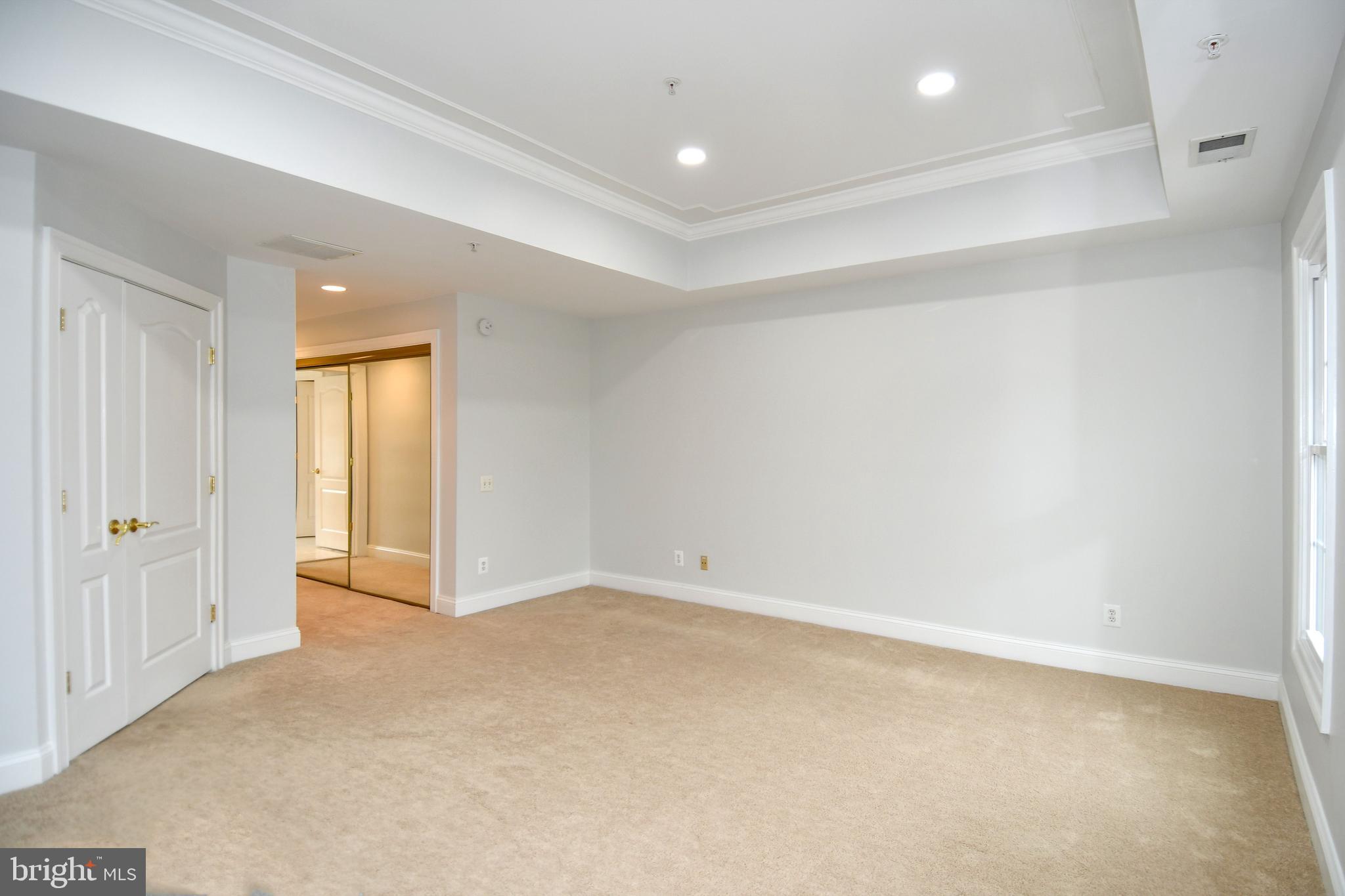 COUNTRY CREEK - Residential