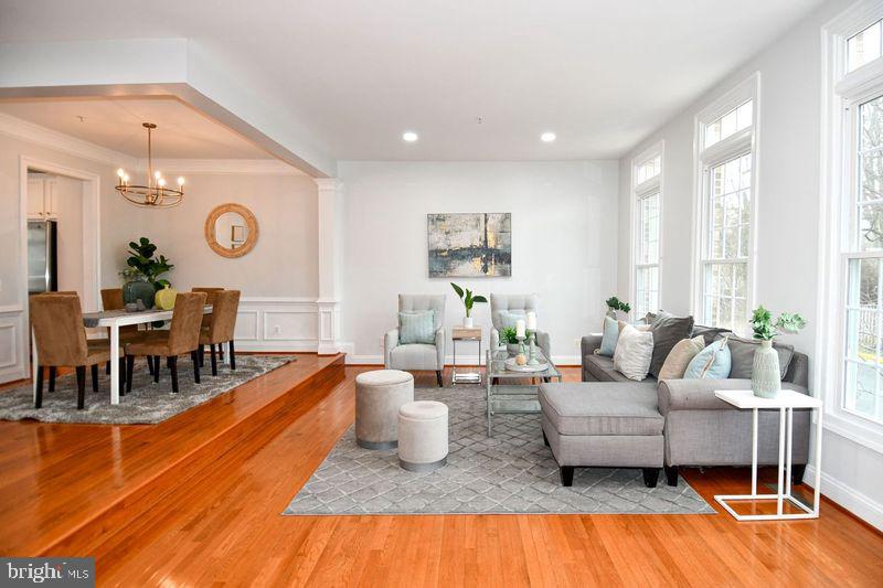 COUNTRY CREEK - Residential