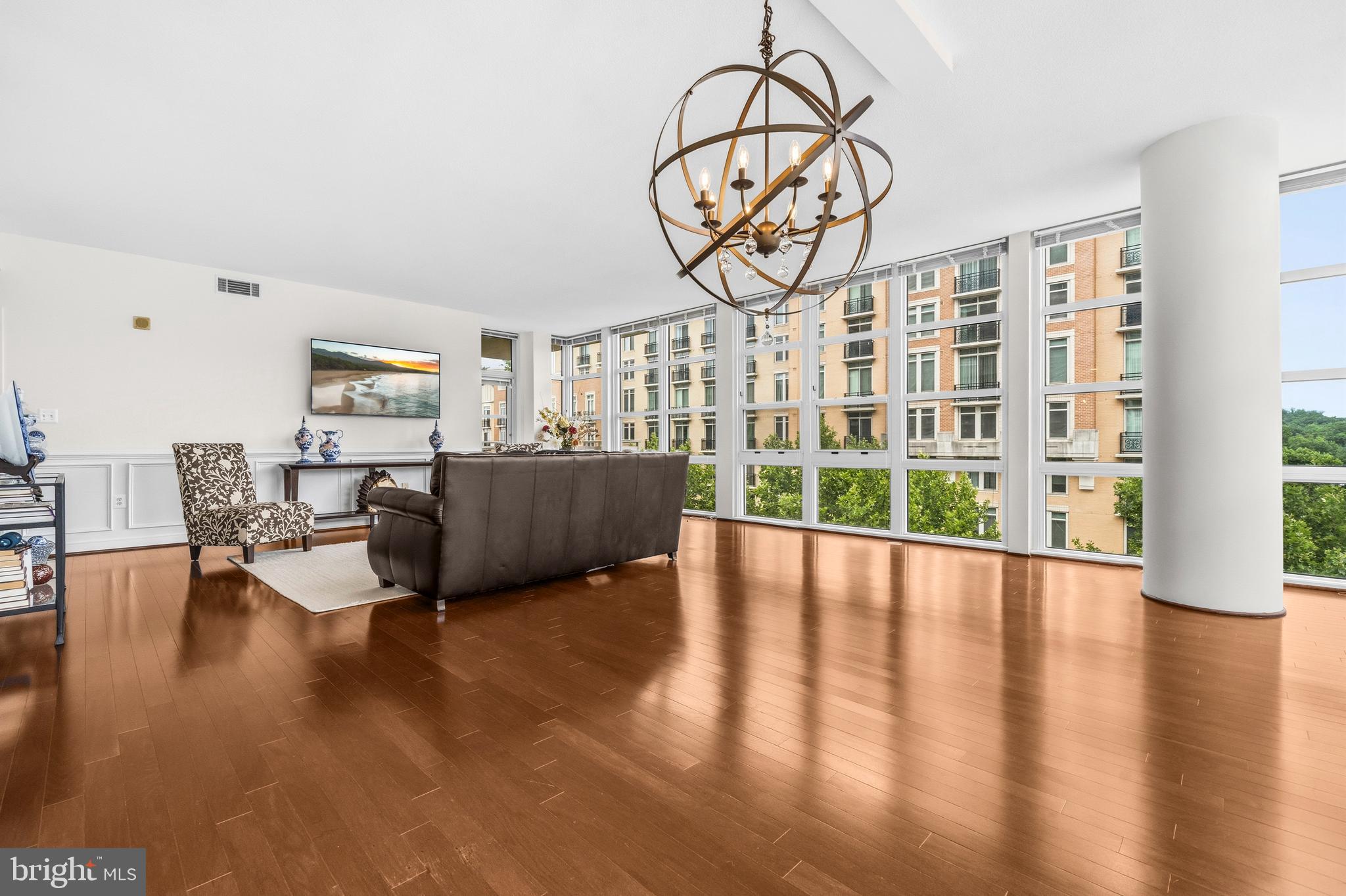 FLEET STREET CONDOMINIUMS - Residential