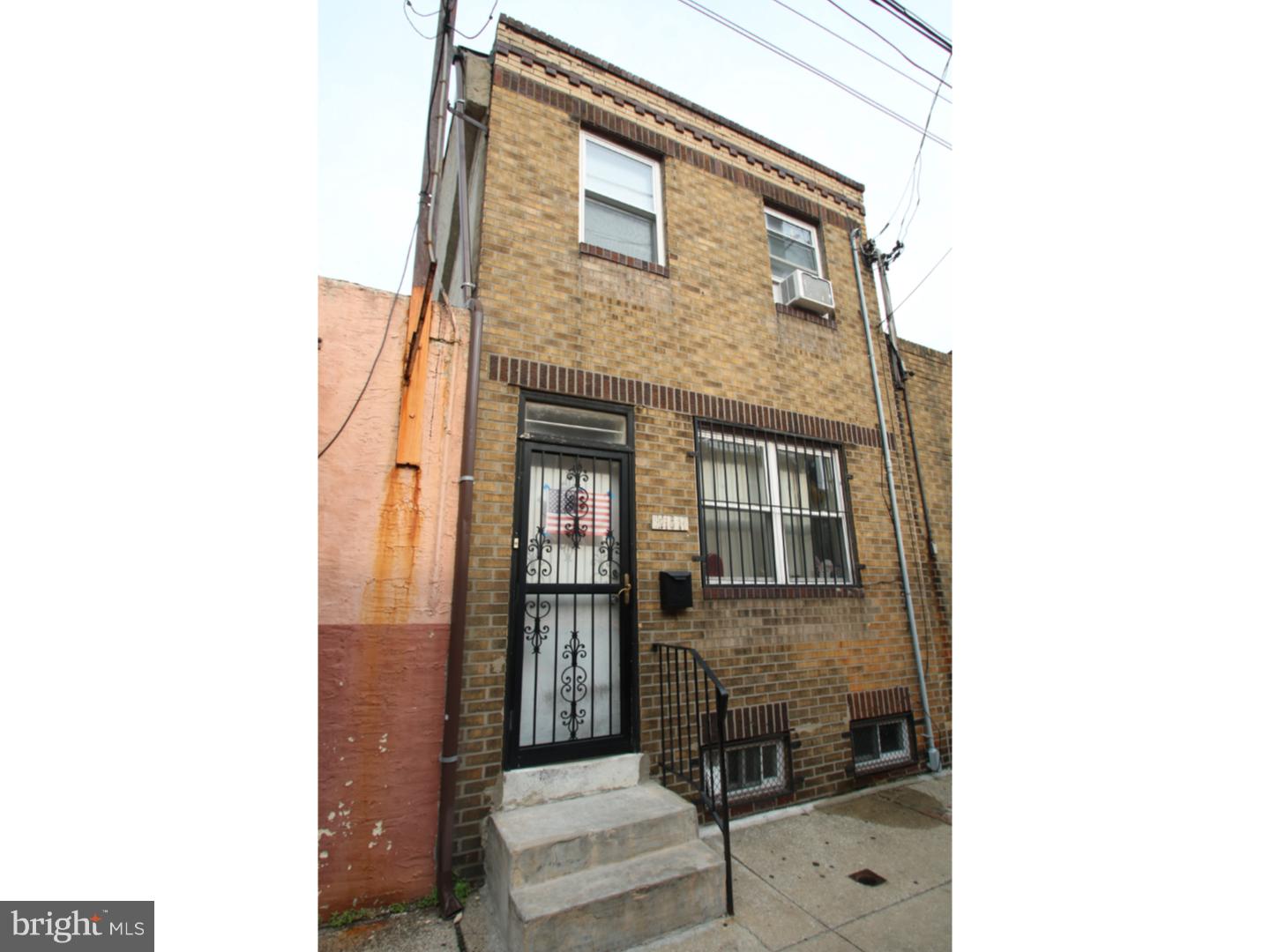 3 bedroom, 1 full bath straight thru row, vestibule entry,large living room, dining room, eat in kitchen with ceramic tile floor, hardwood flooring t/o, back door to small fenced patio. 2nd floor features full bath, and 3 bedrooms with closets.