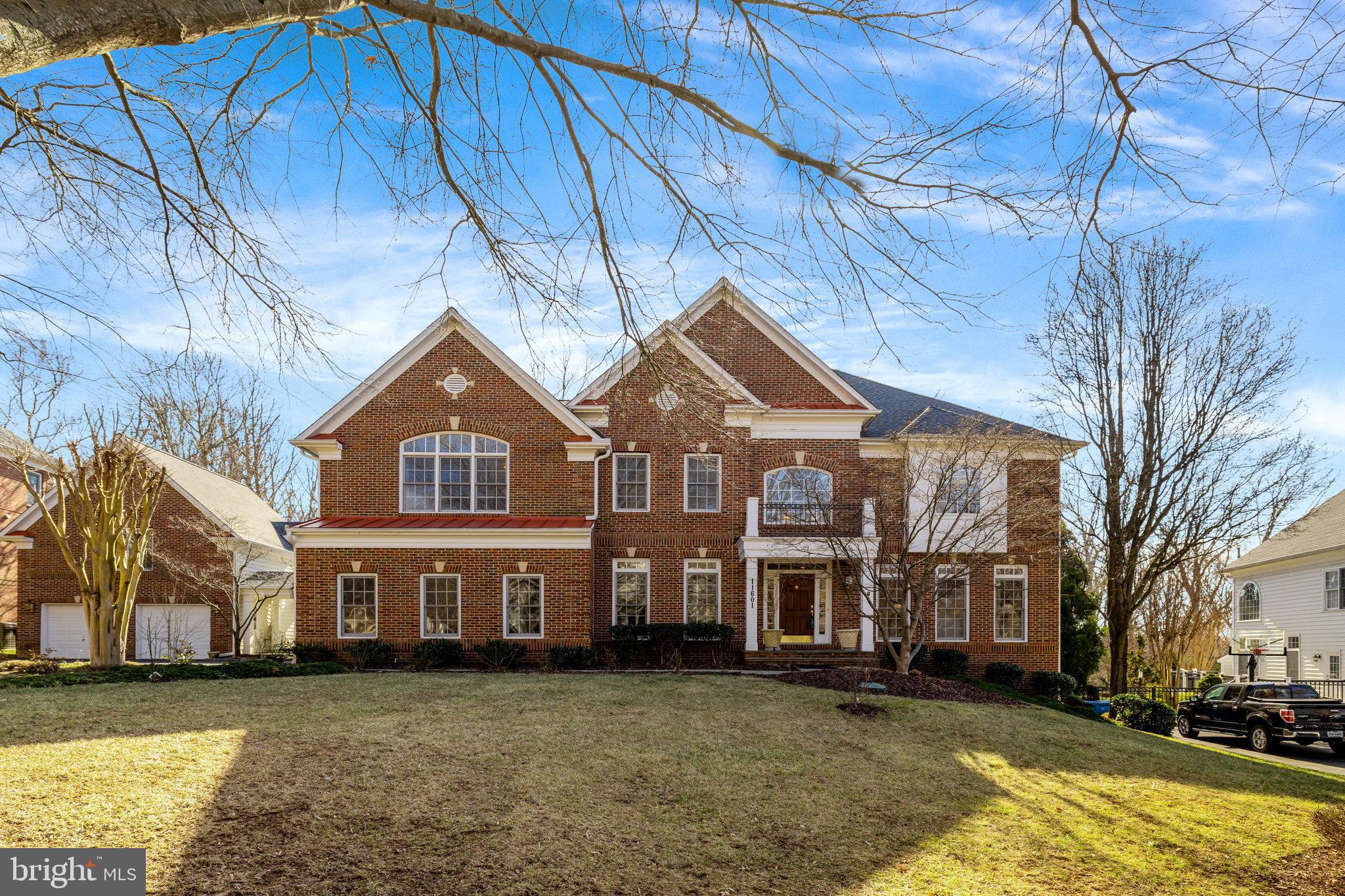 CEDAR CHASE - Residential