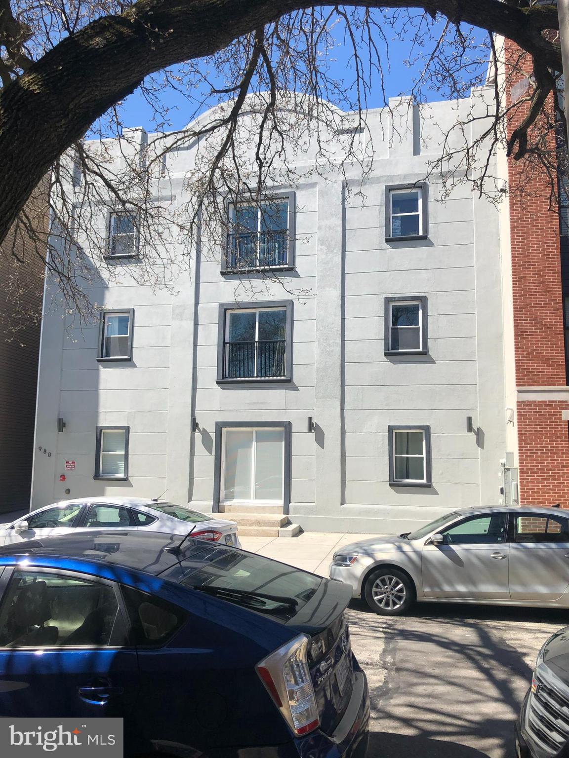 NORTHERN LIBERTIES - Commercial Sale